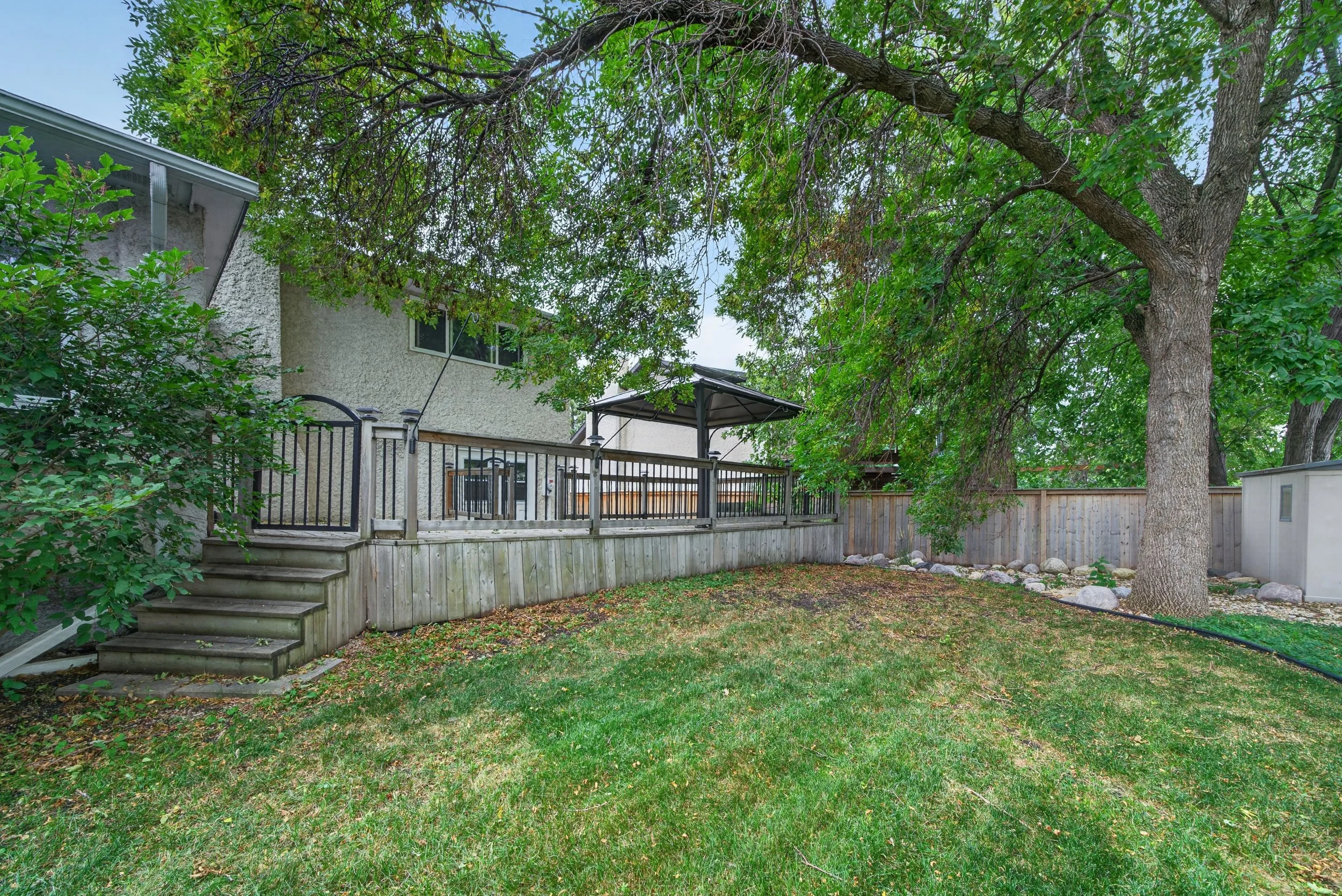 10 Edgemont Drive (23).jpg