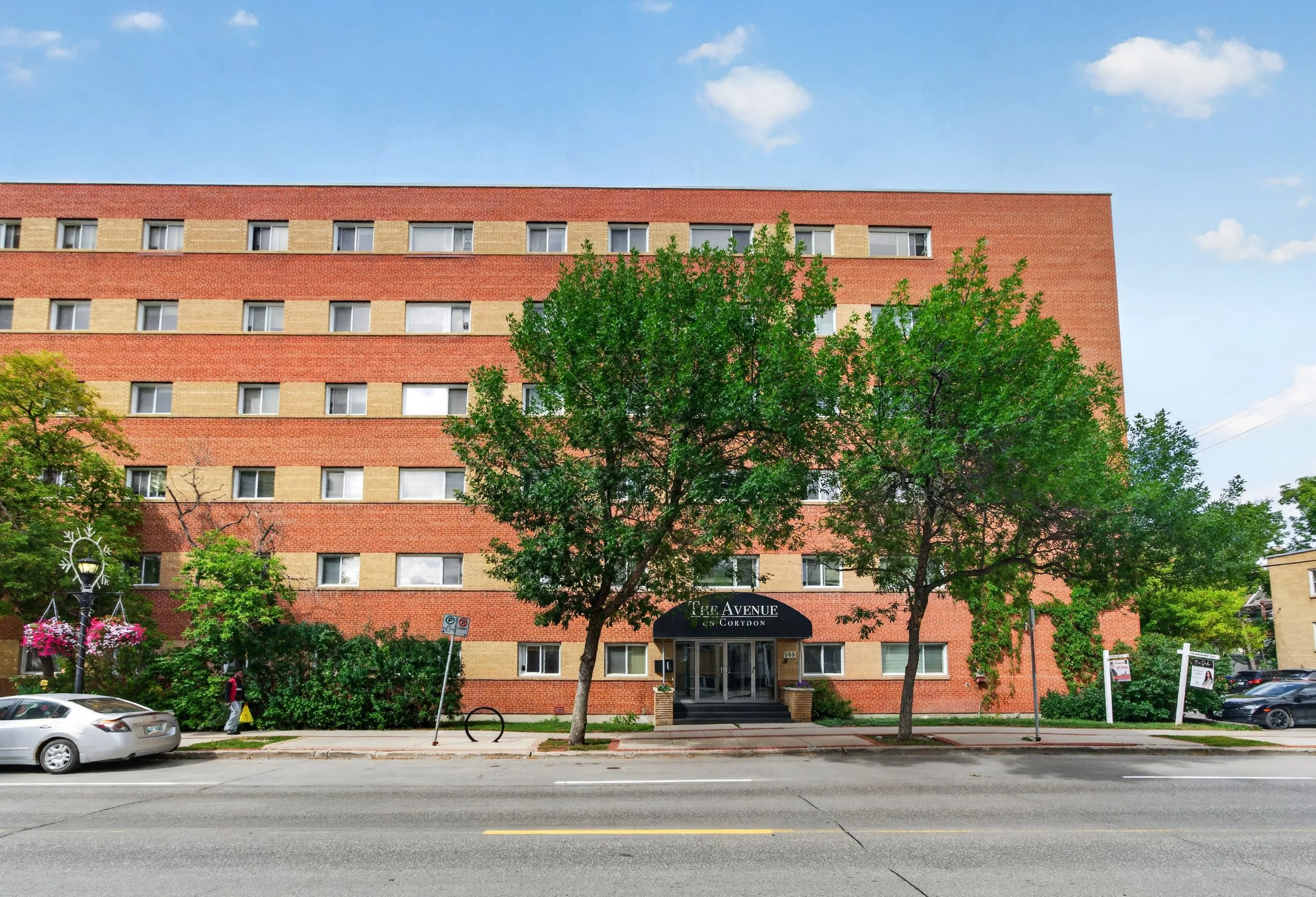 503 - 565 Corydon (11).jpg