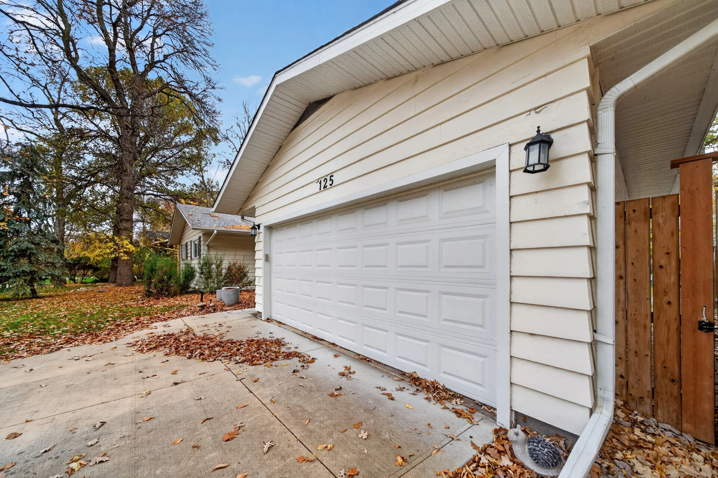 125 Salme Dr (16).jpg