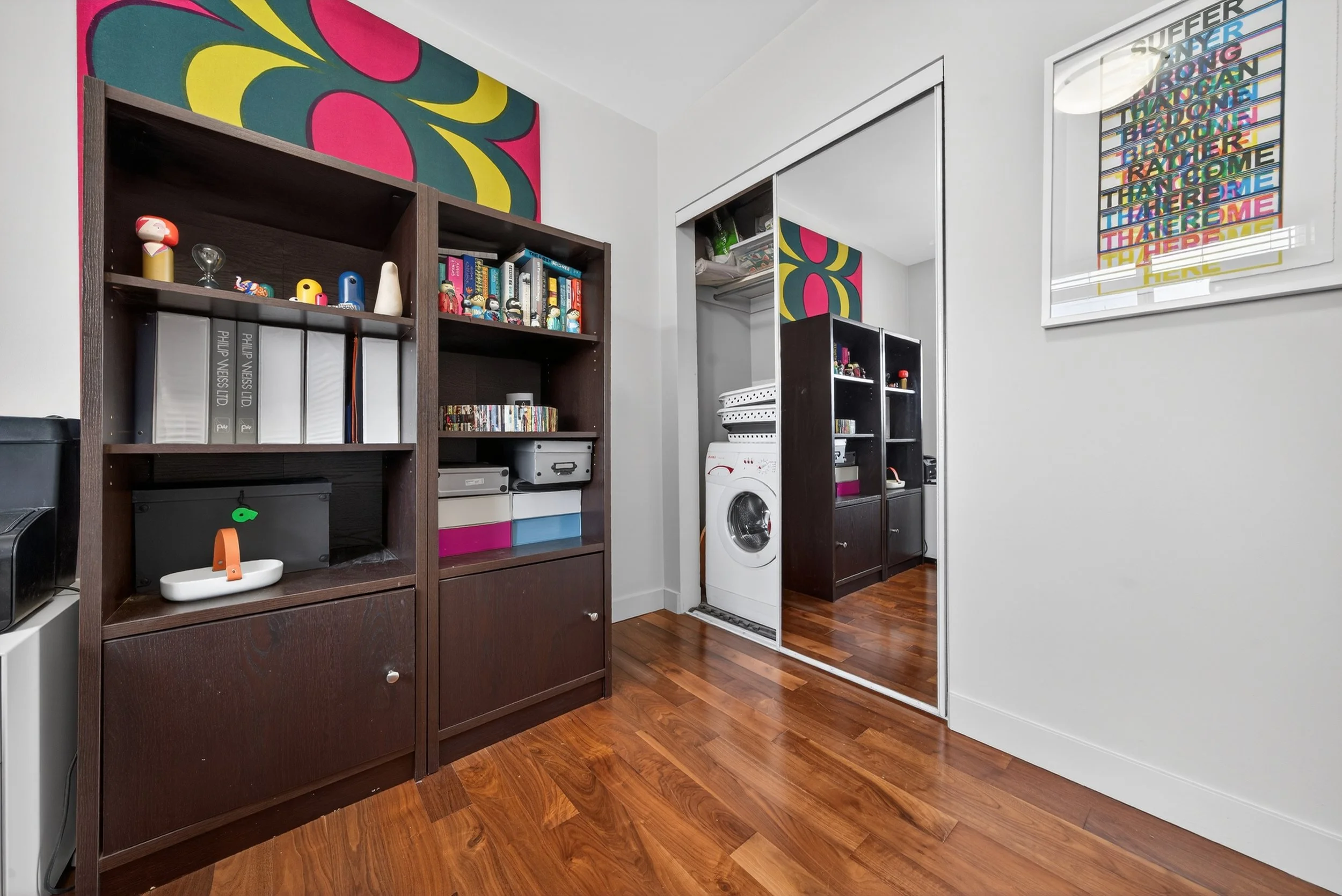 504 - 565 Corydon Avene (32).jpg