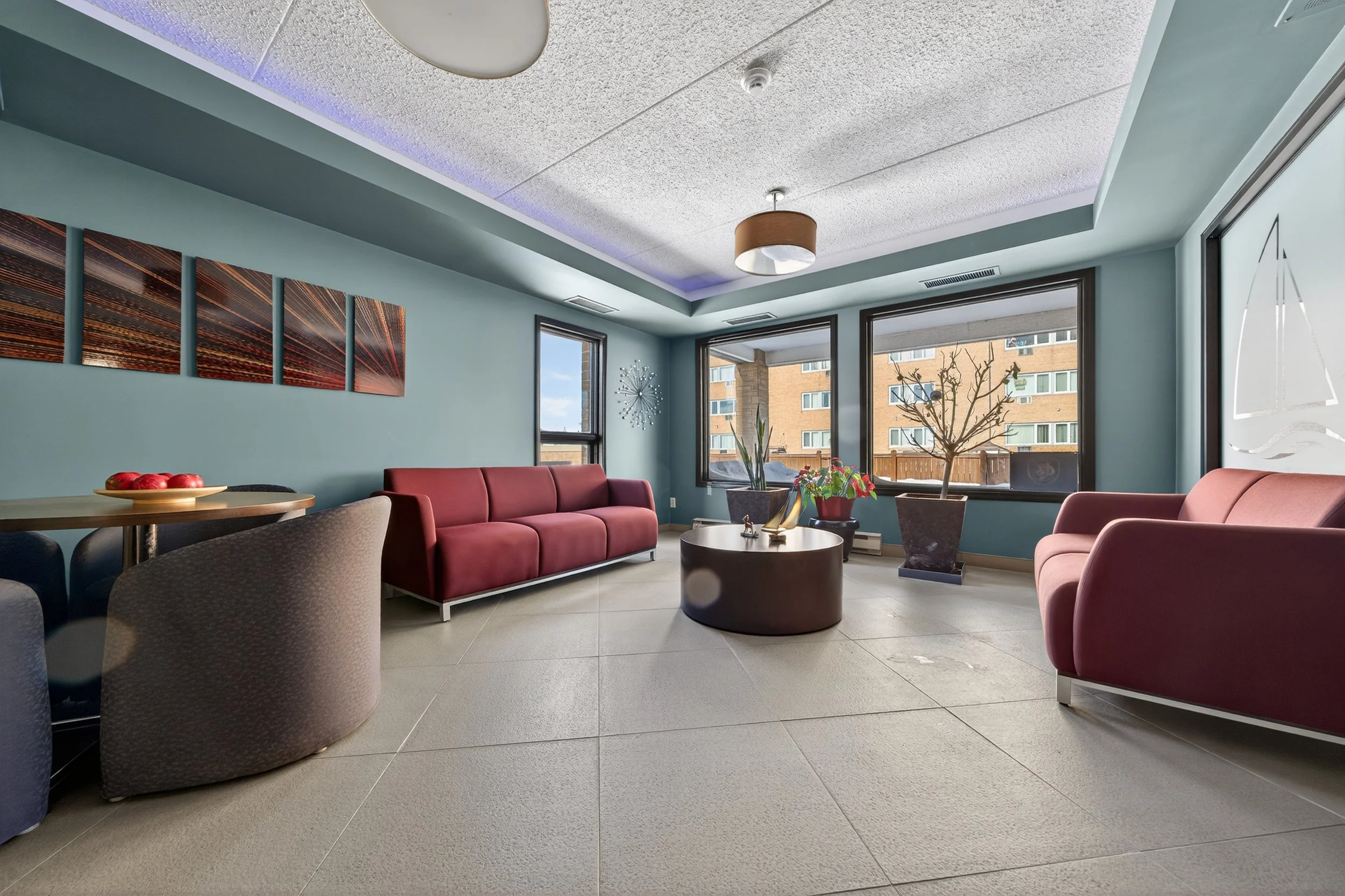 204-1660 Pembina (75).jpg