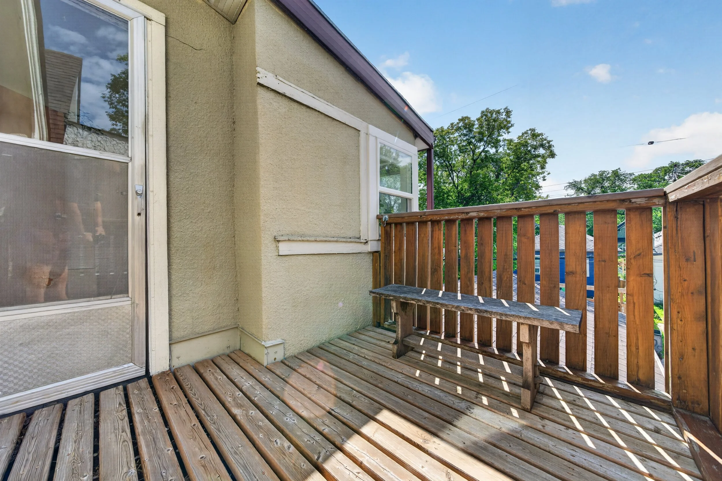 648 Mulvey - Upper Deck A.jpg