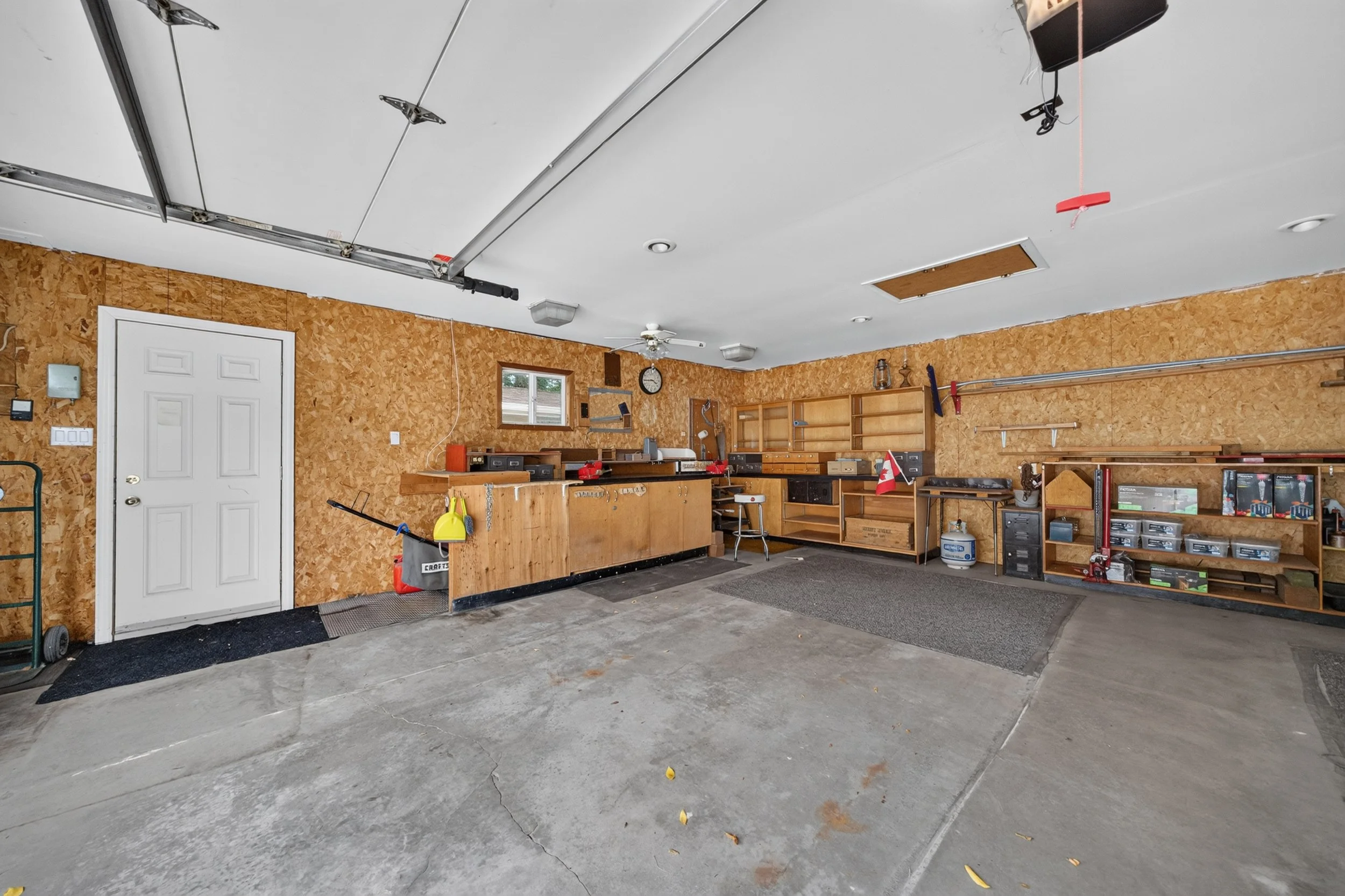 648 Stewart St (53).jpg