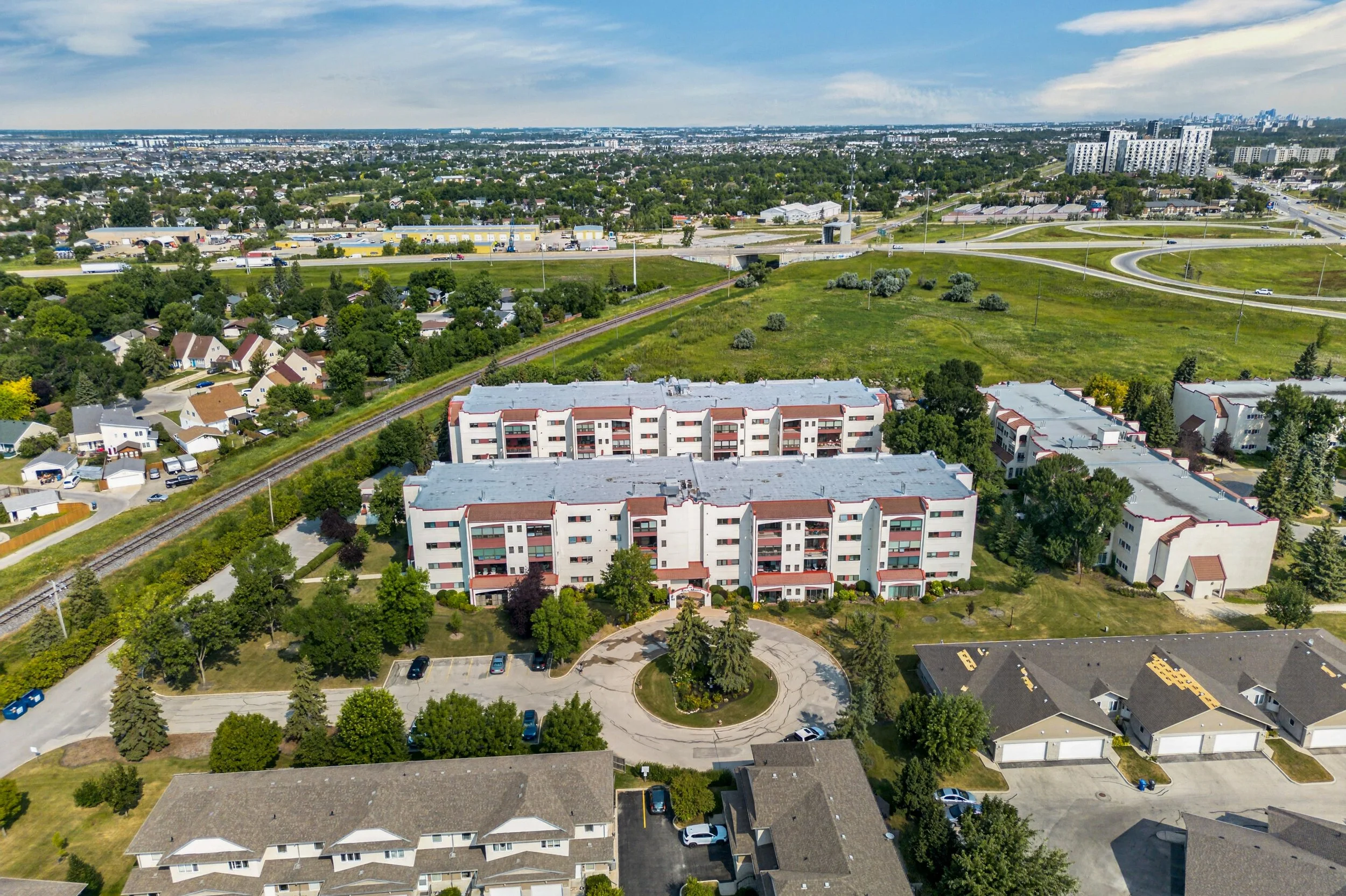 3285 Pembina Hwy - Unit 307 (17).jpg