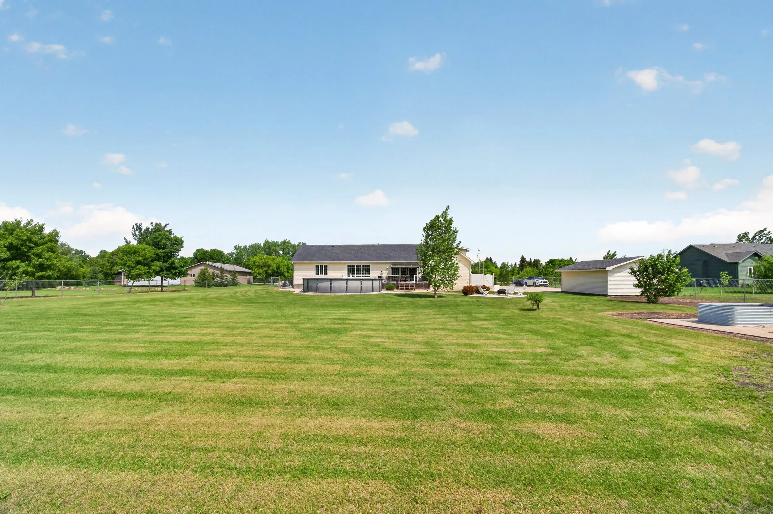 Linden Manitoba (10).jpg
