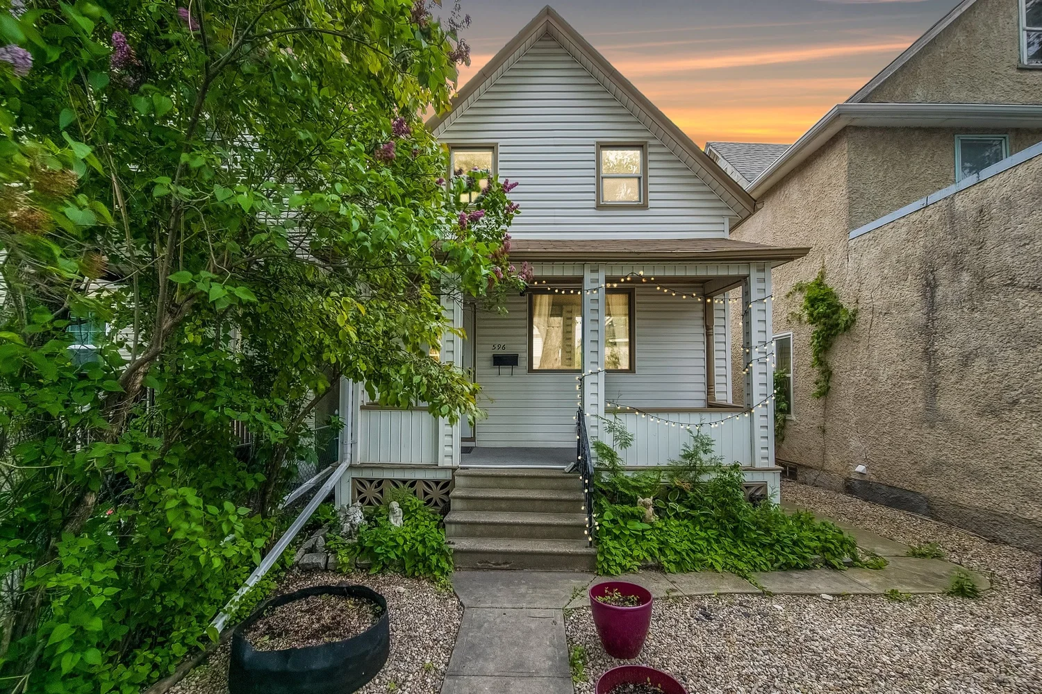 Listings — Amber van den Broek Winnipeg Realtor