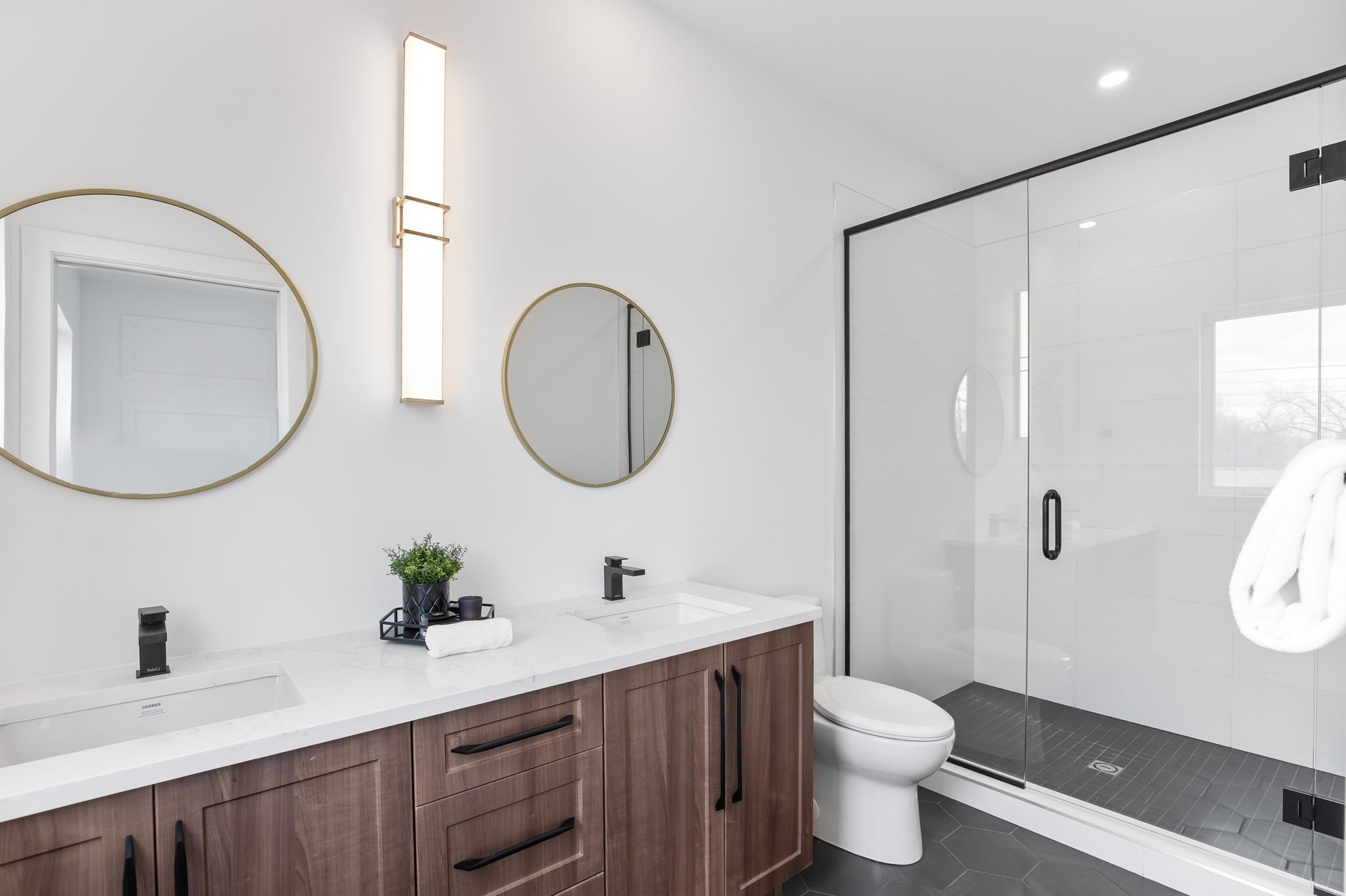 30-web-or-mls-189 Centennial-7.jpg