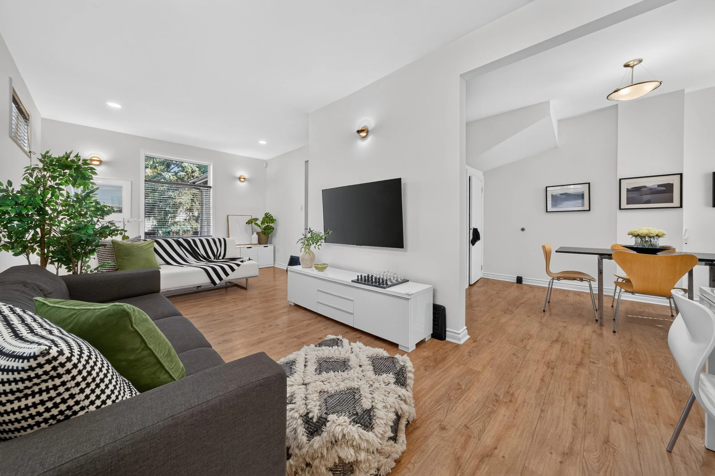 648 Mulvey - Living Room B.jpg