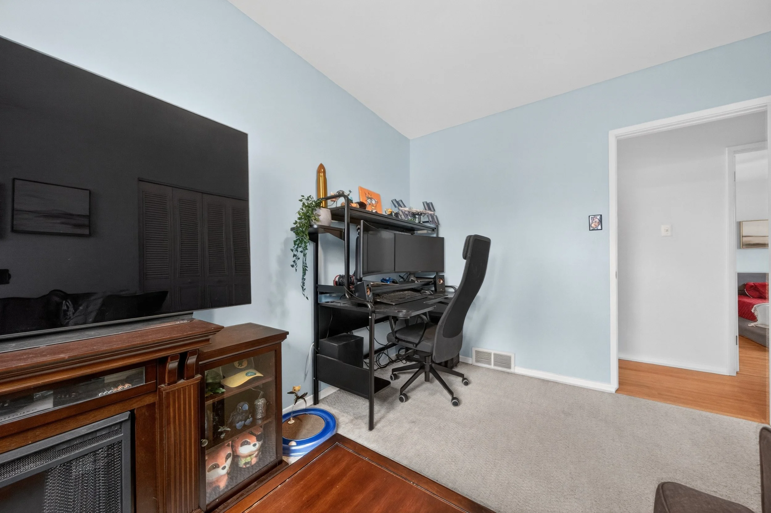 26 Cora ave (44).jpg