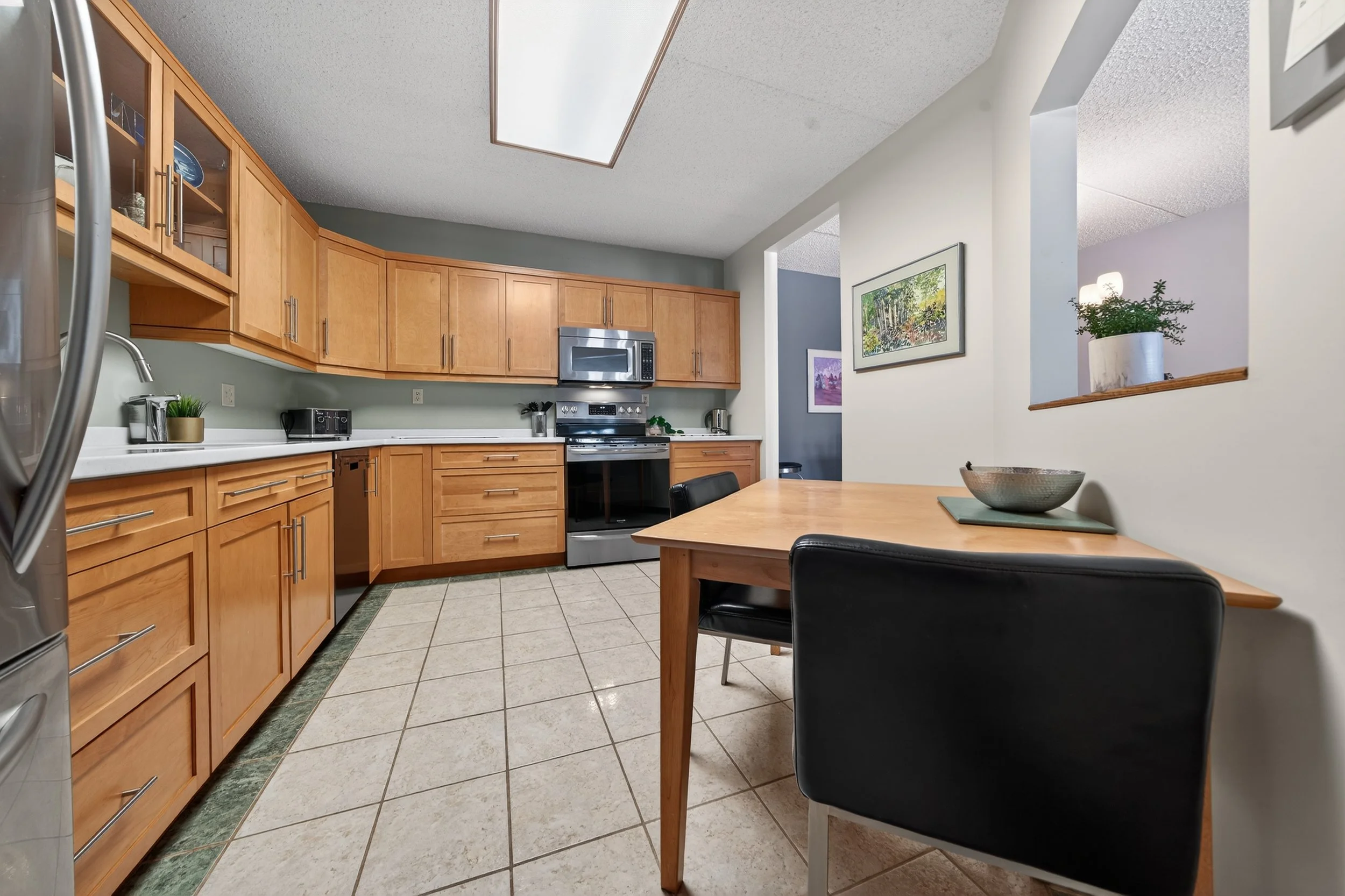 204-1660 Pembina (93).jpg