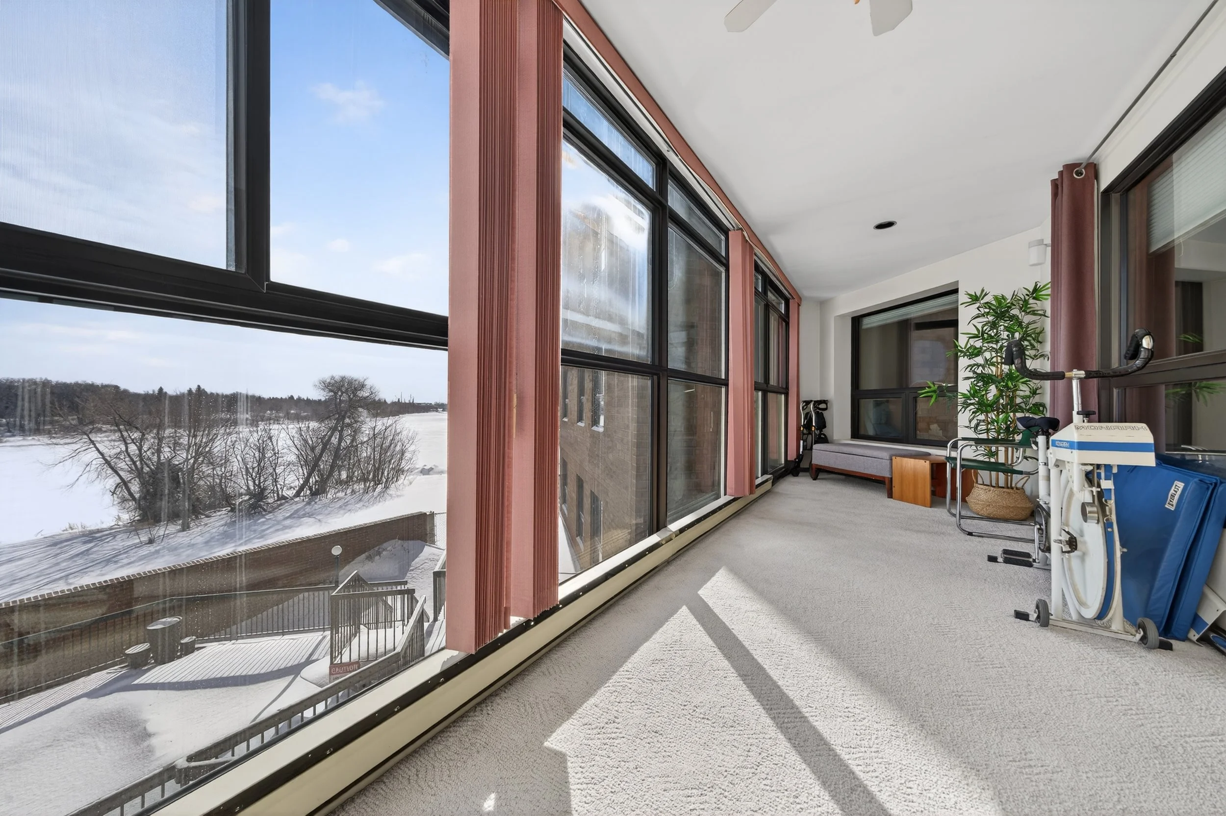 204-1660 Pembina (113).jpg