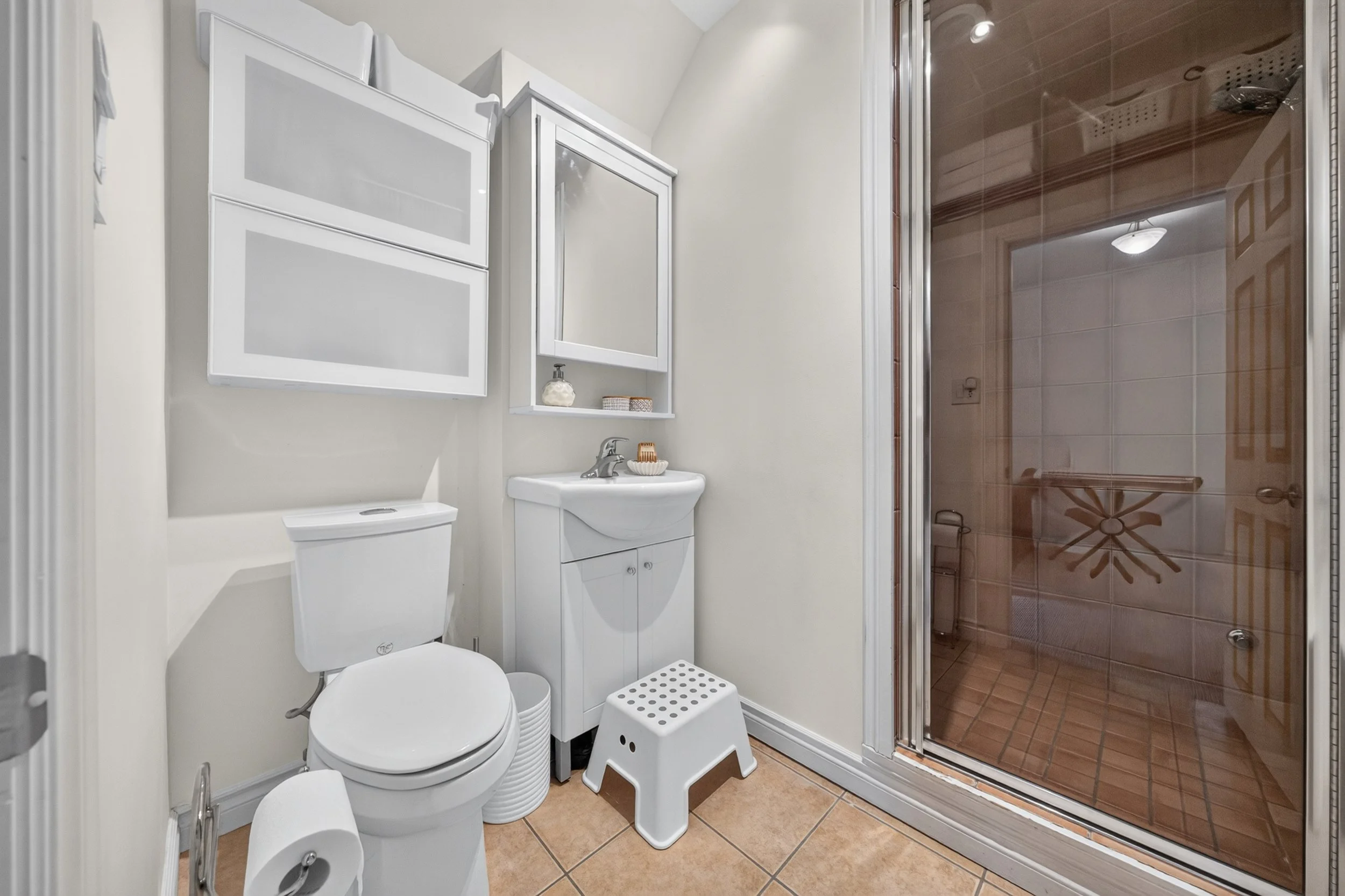 648 Mulvey - Bathroom A.jpg