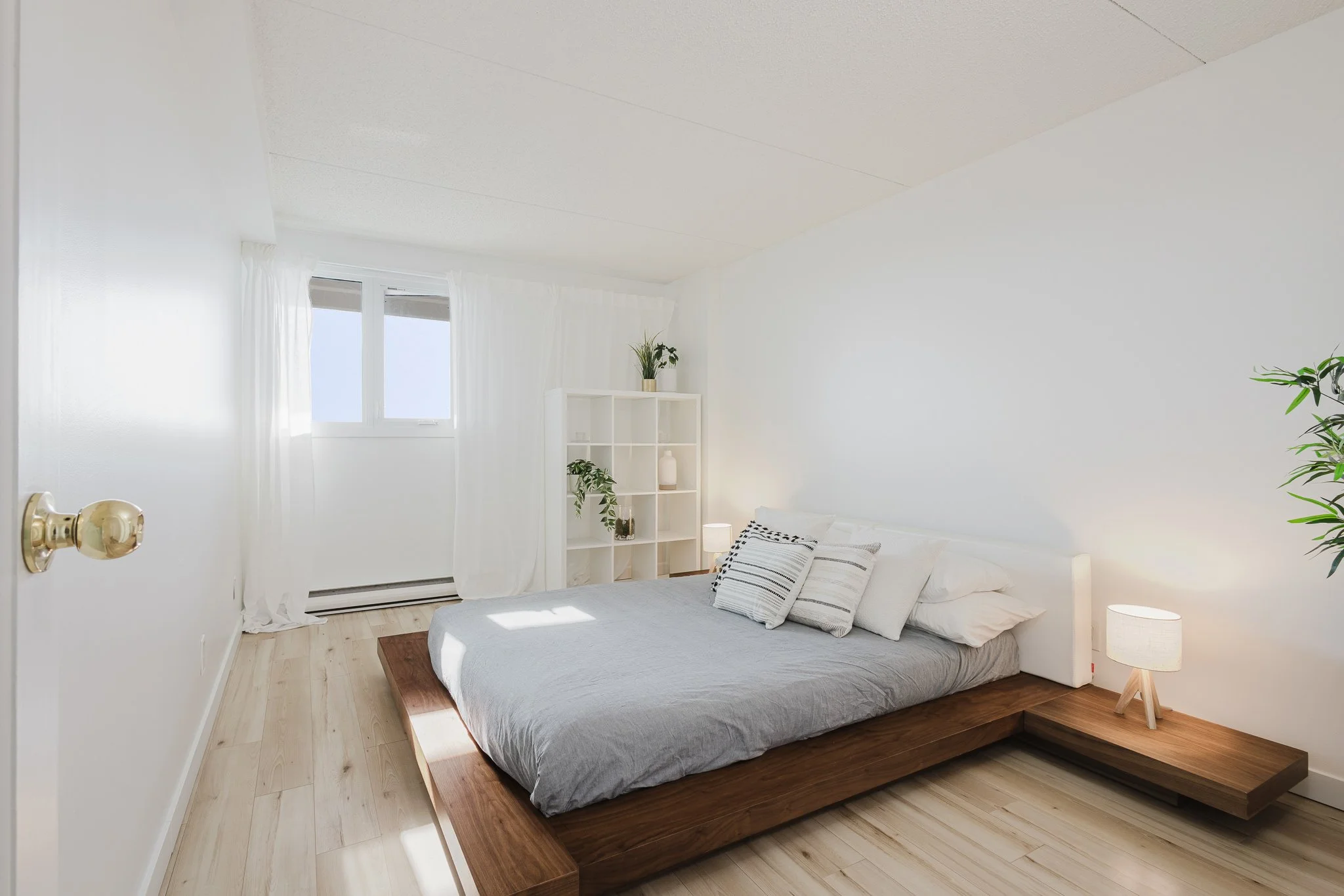 15 Kennedy St Unit 1606-18.jpg