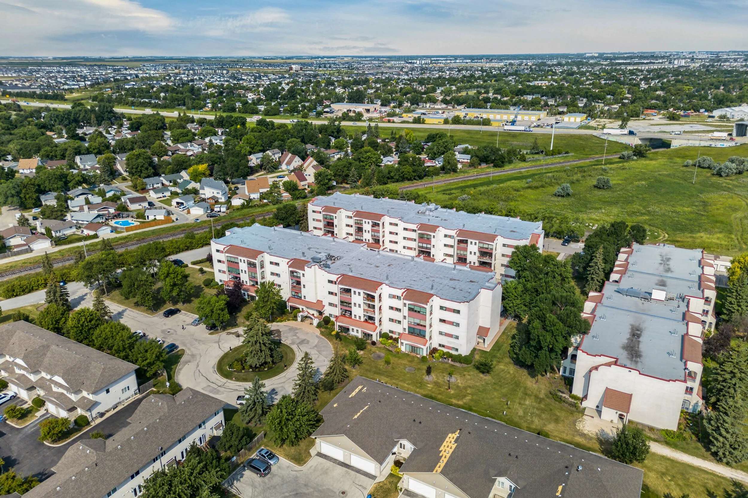 3285 Pembina Hwy - Unit 307 (18).jpg