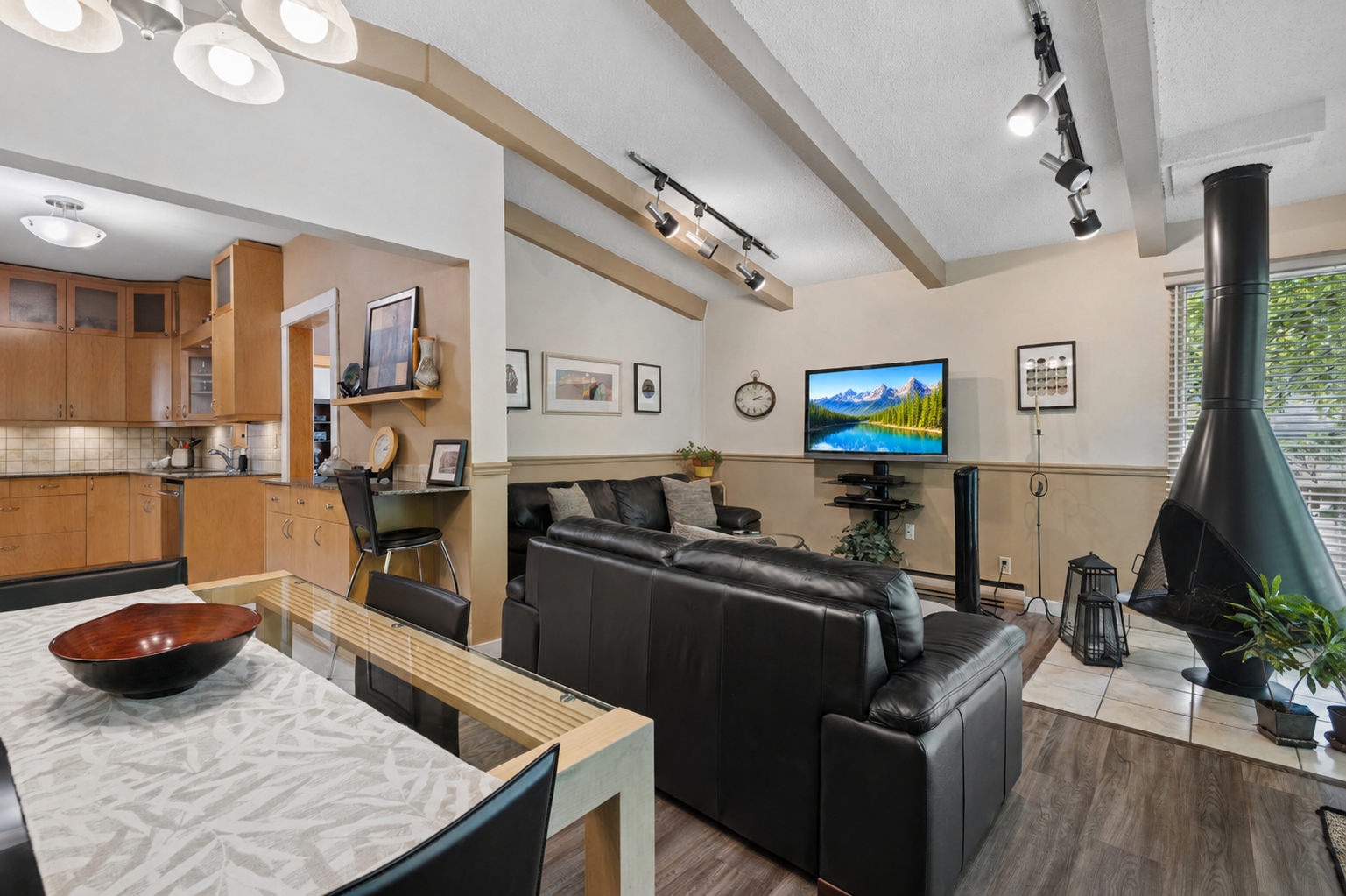 41 Queenston St-7-edit.png