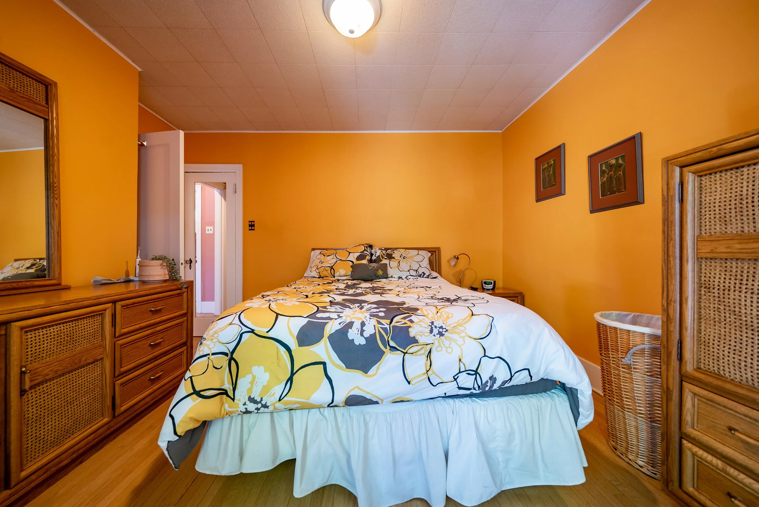 47 Kingston Row — Amber van den Broek Winnipeg Realtor