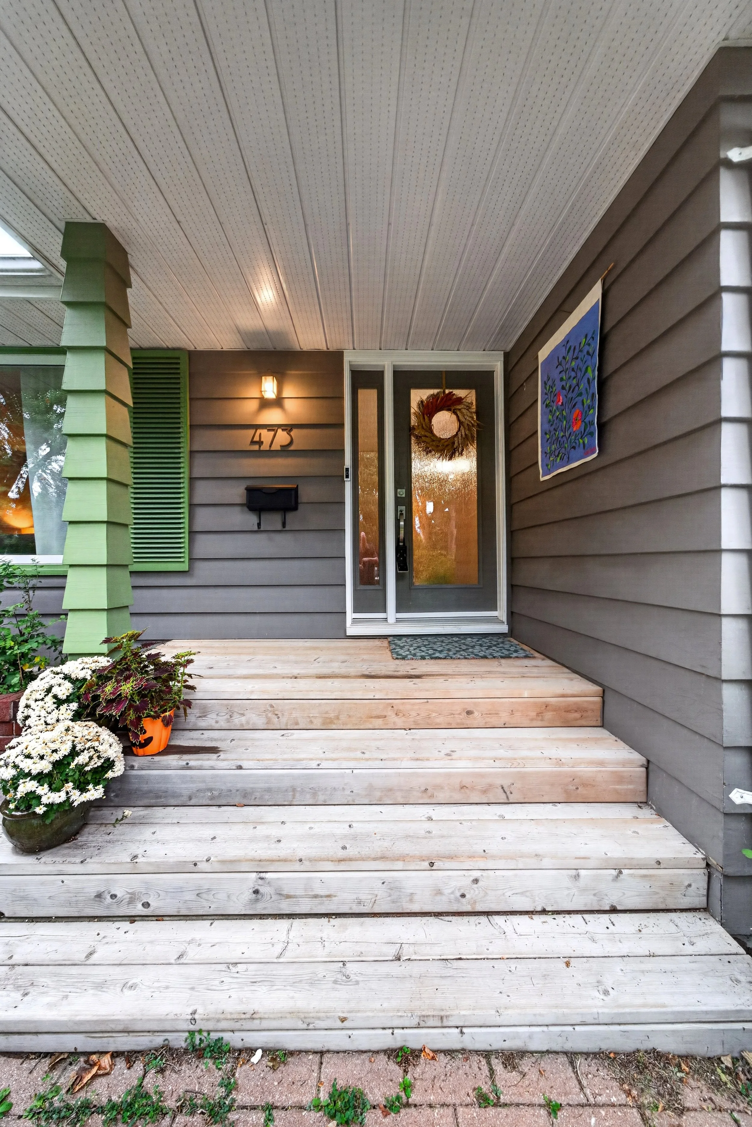 473 Cordova St (25).jpg