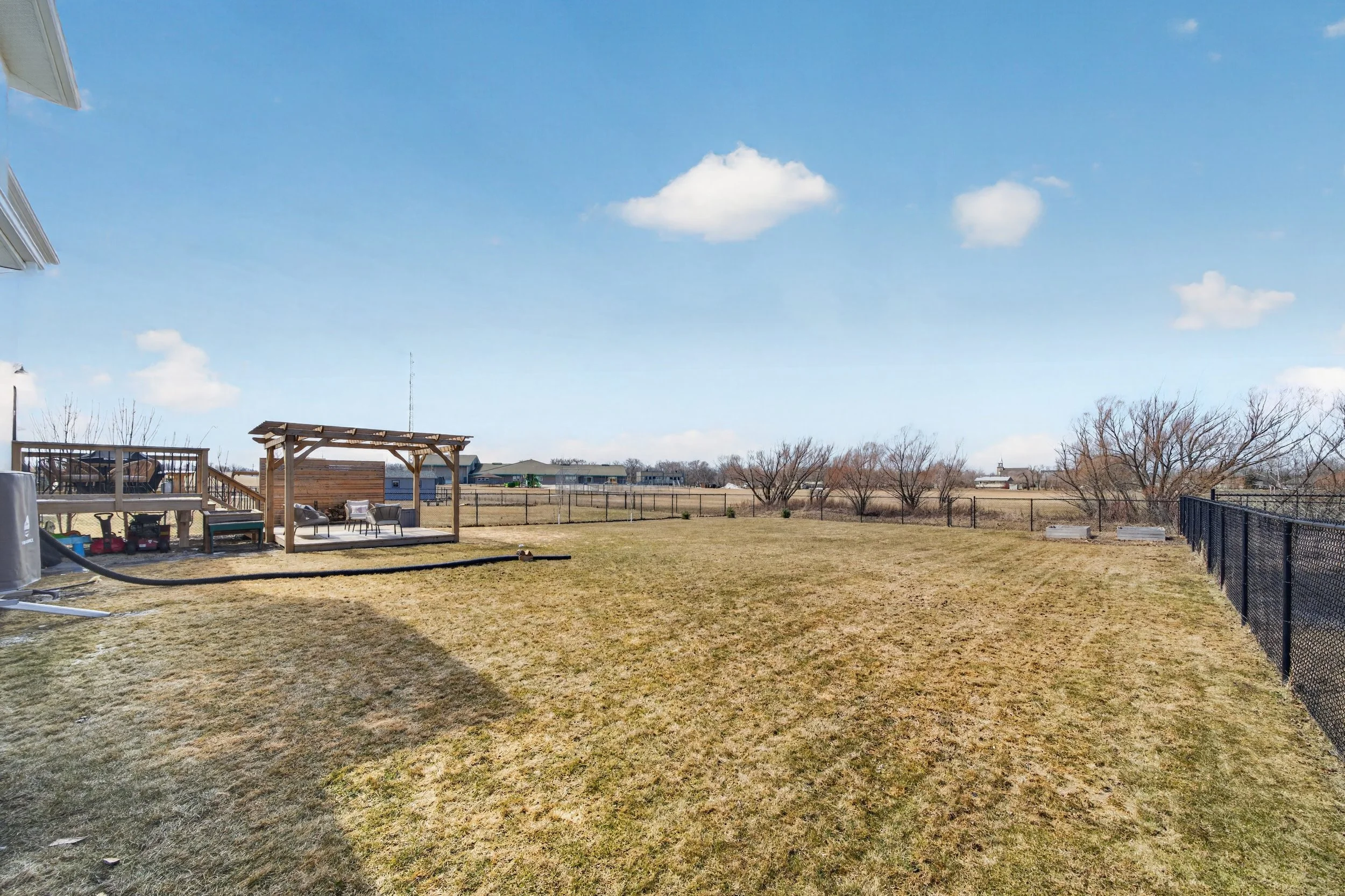 191 Caron Rd N (10).jpg