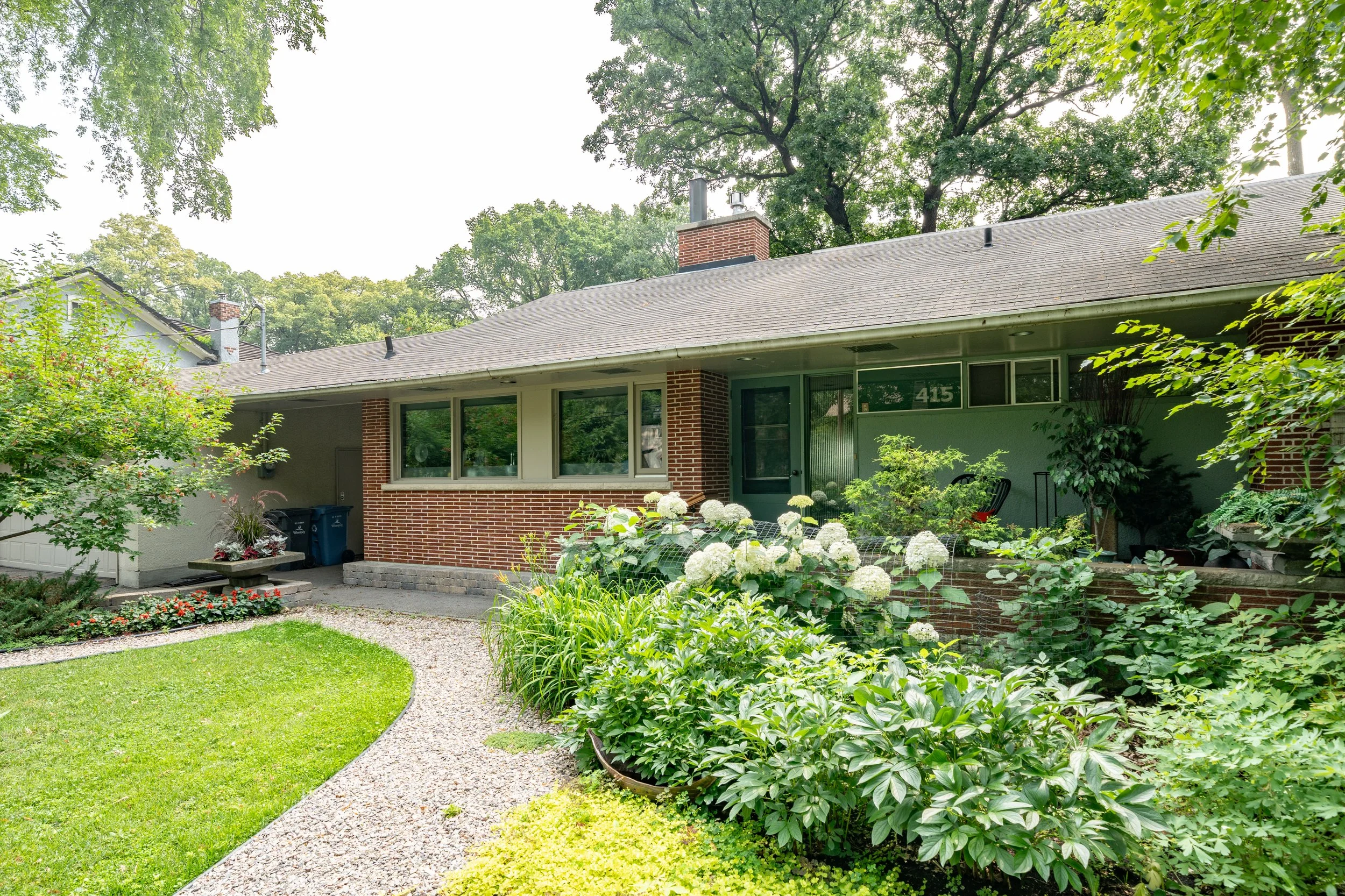 415 Kingston Cres (58 of 63).jpg