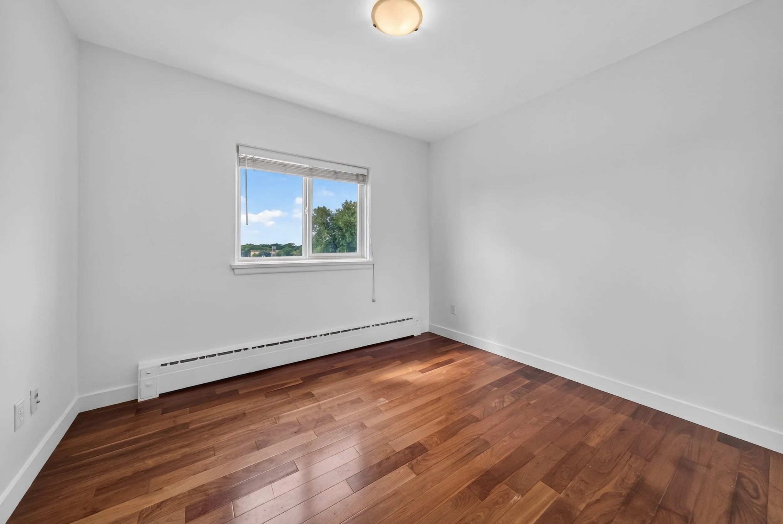 503 - 565 Corydon (19).jpg