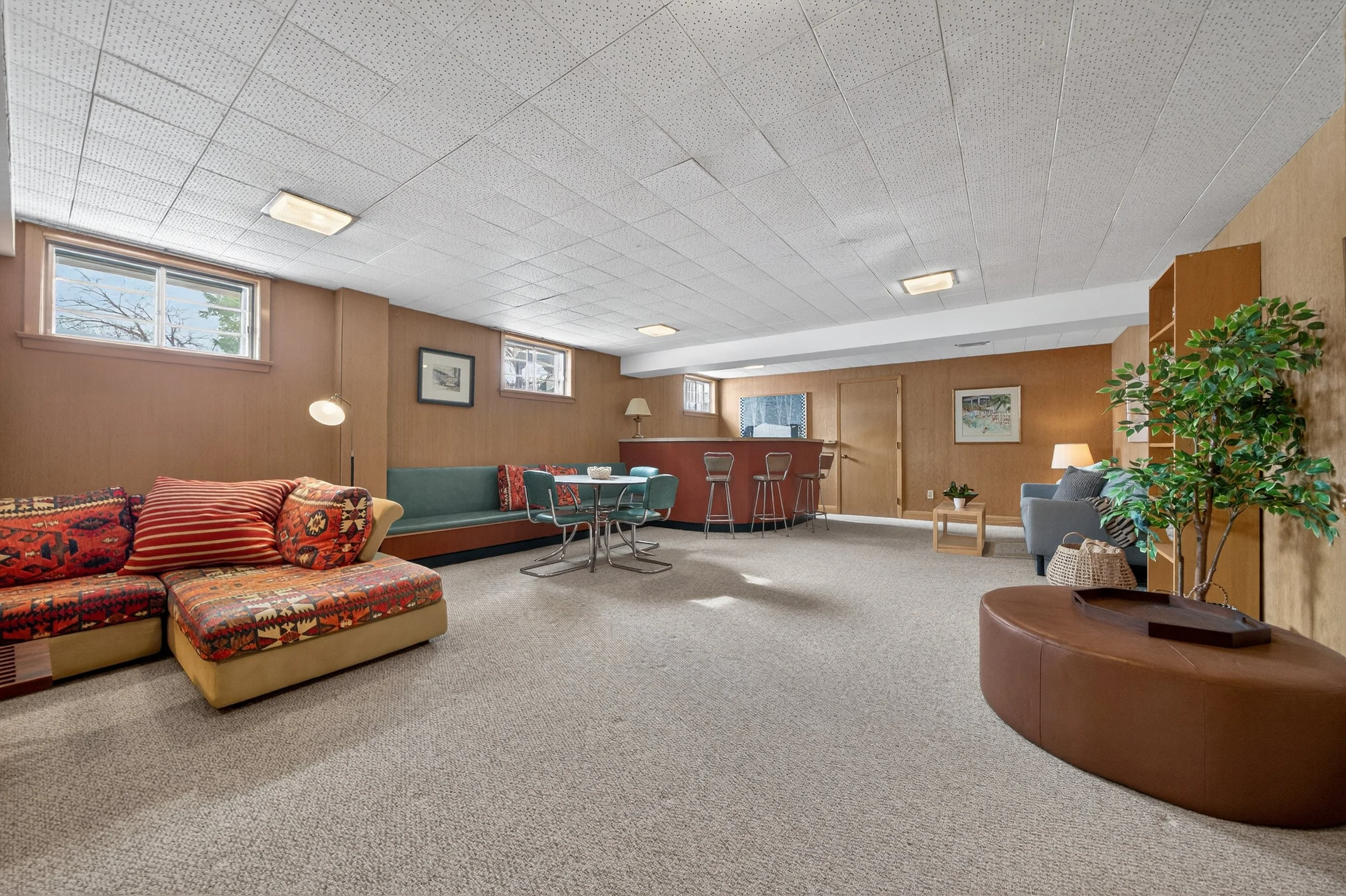 415 Kingston Rd (21).jpg