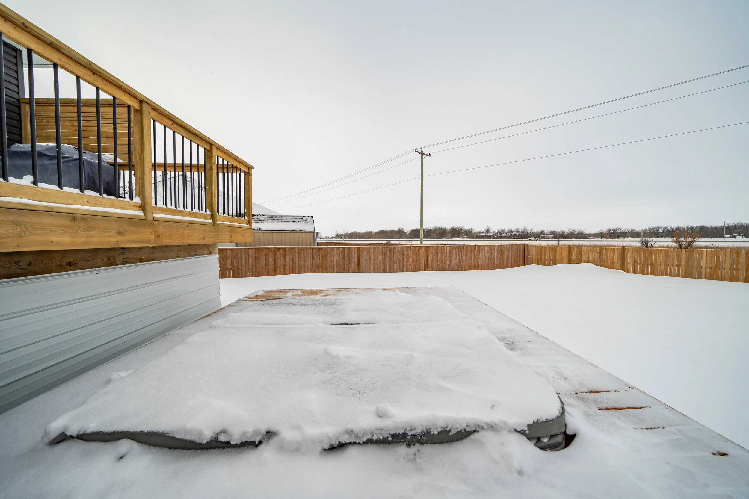 4 Parkdale Cove — Amber van den Broek Winnipeg Realtor