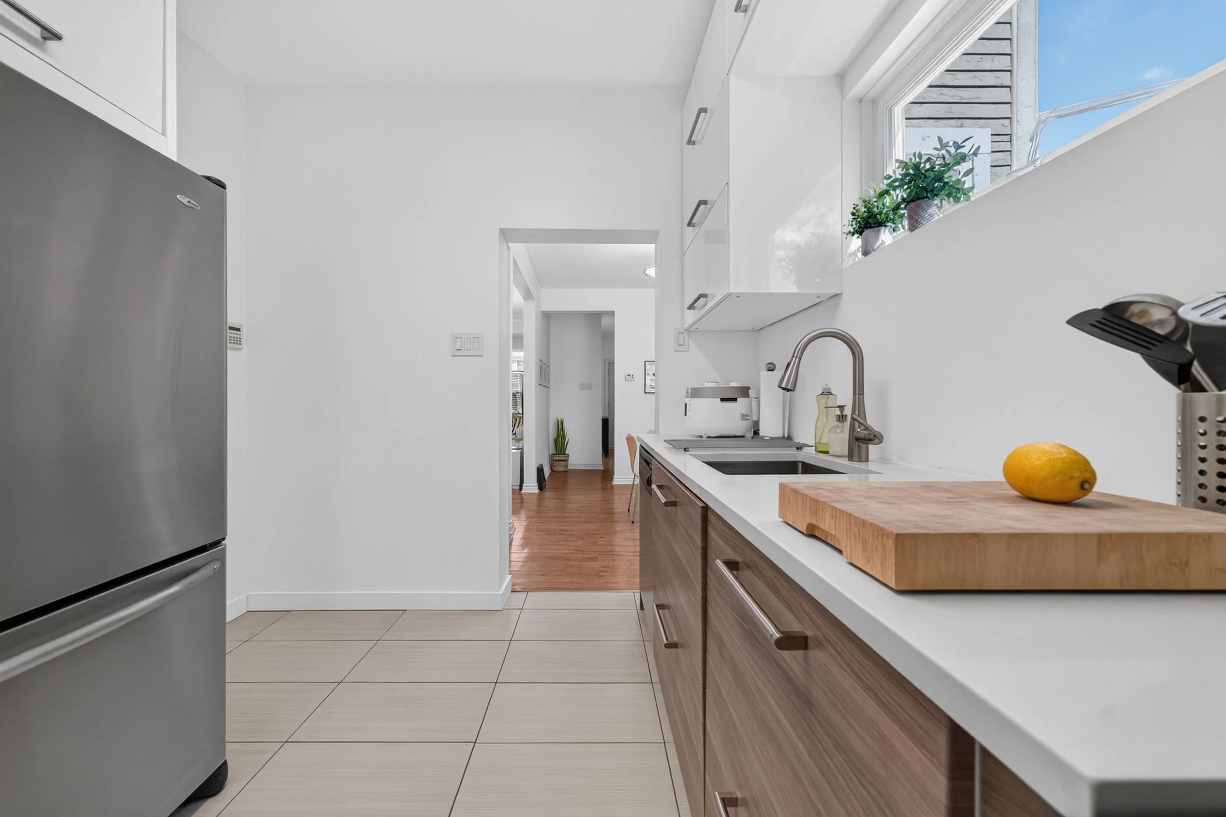 648 Mulvey - Kitchen D.jpg