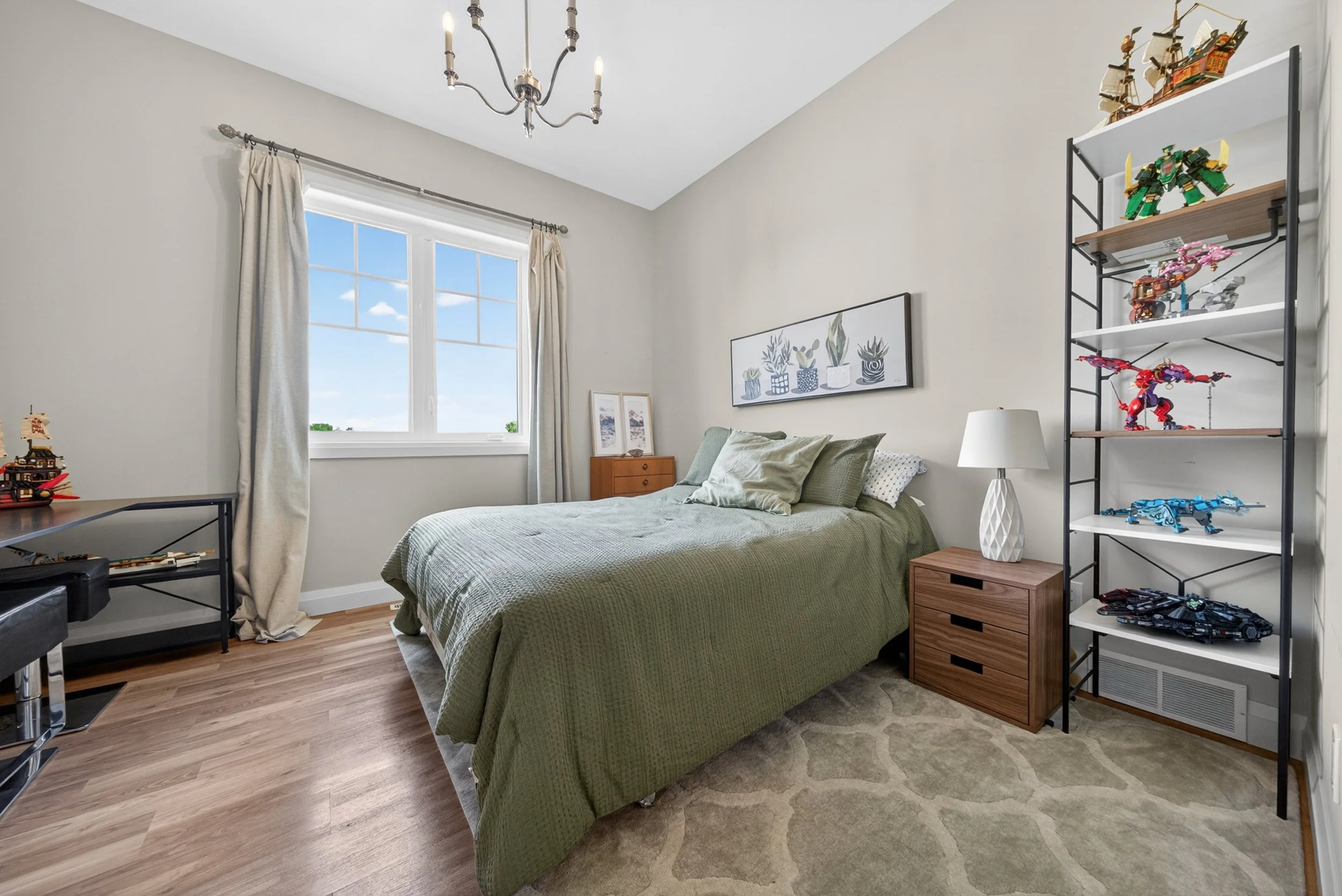 210 Penny Ln (12).jpg