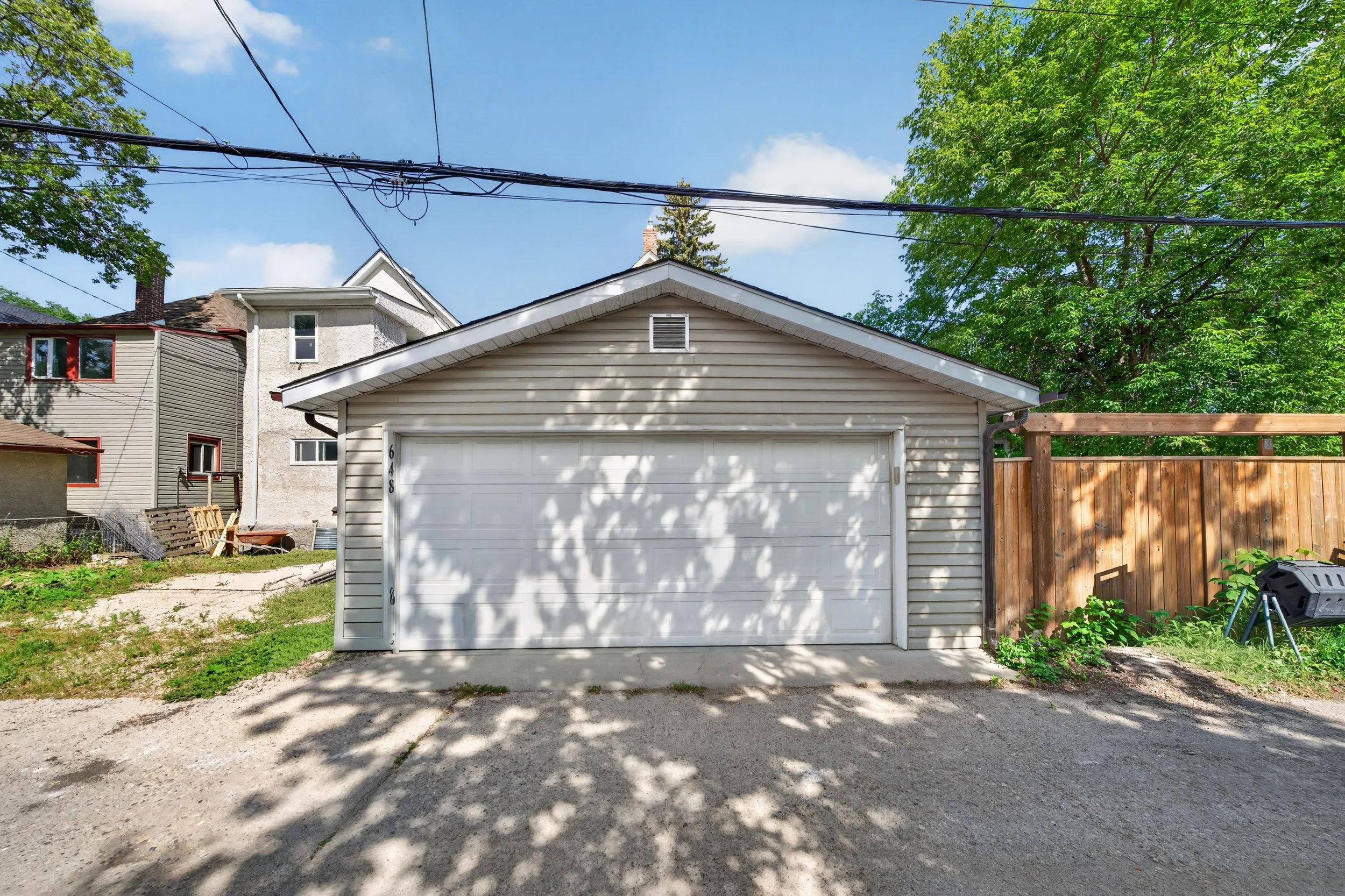 648 Mulvey - Garage A.jpg