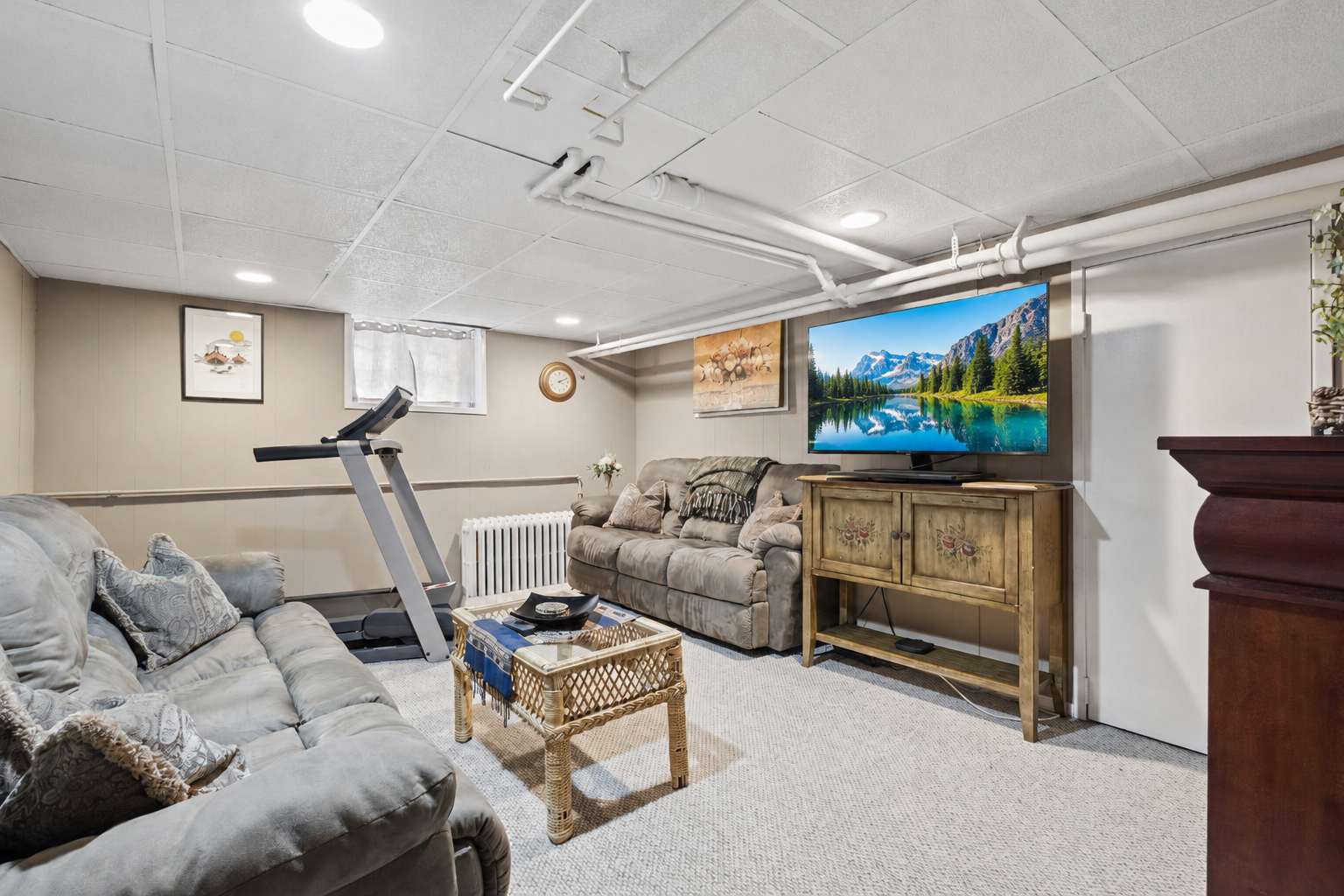 41 Queenston St-4-edit.png