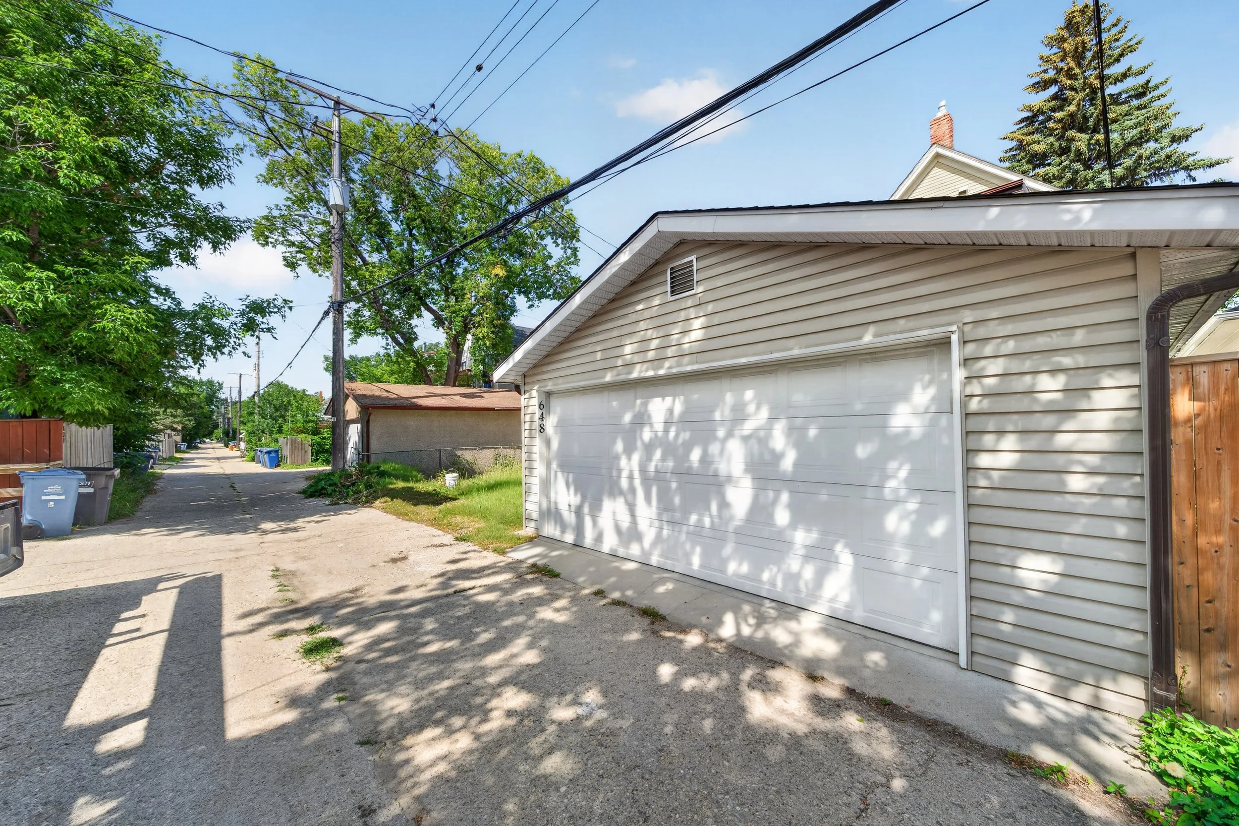 648 Mulvey - Garage B.jpg