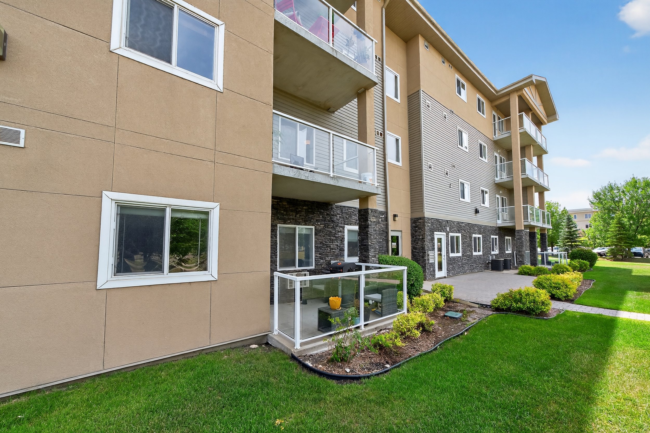 230 Fairhaven (31).jpg