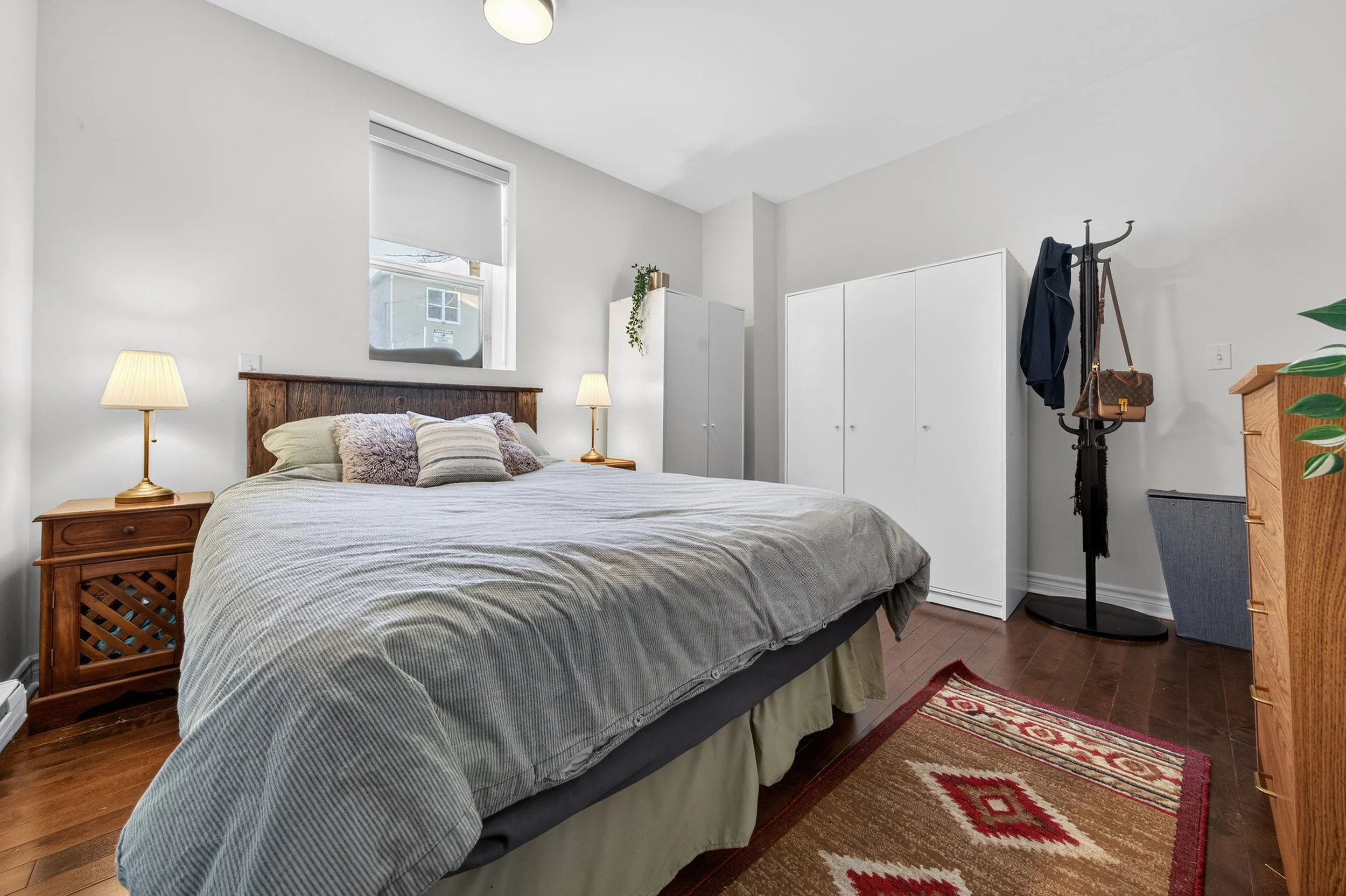 2-272 home Street (32).jpg