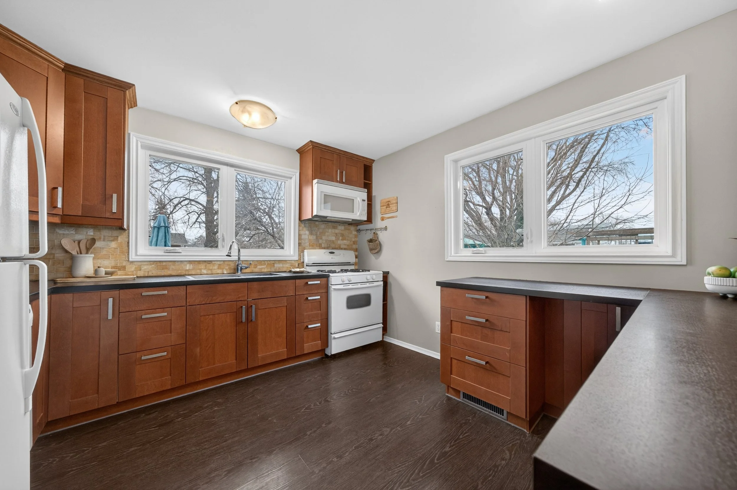 26 Cora ave (45).jpg