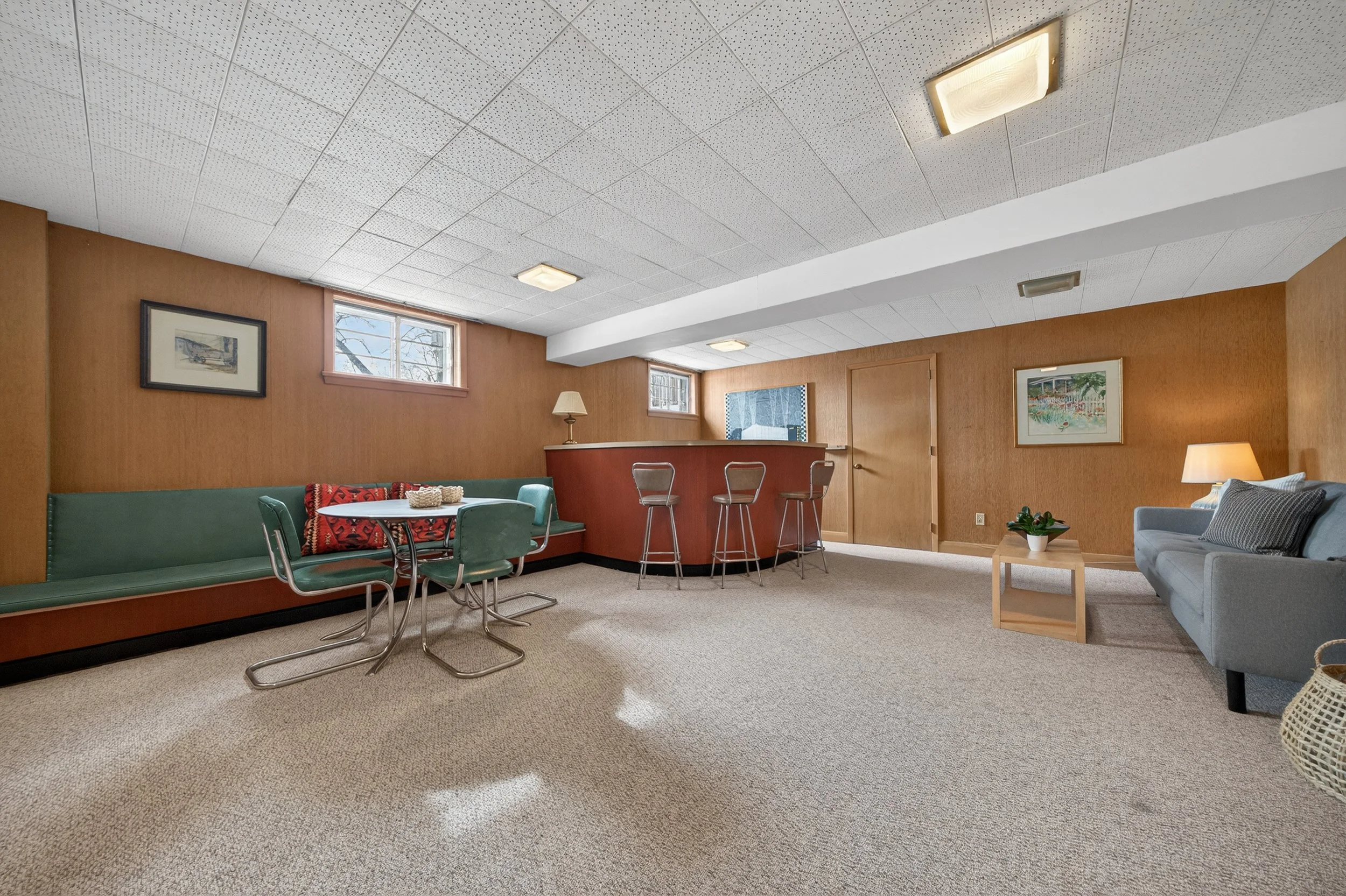 415 Kingston Rd (24).jpg