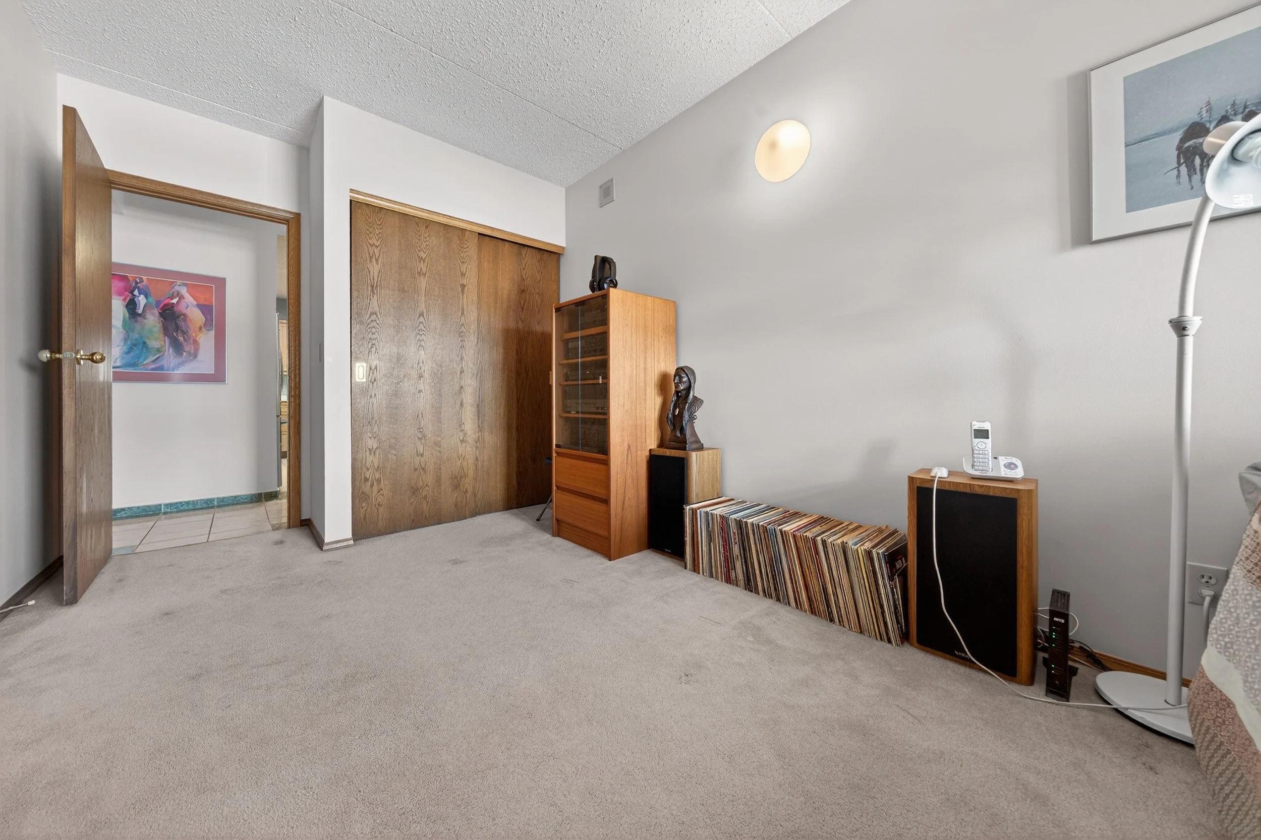 204-1660 Pembina (108).jpg