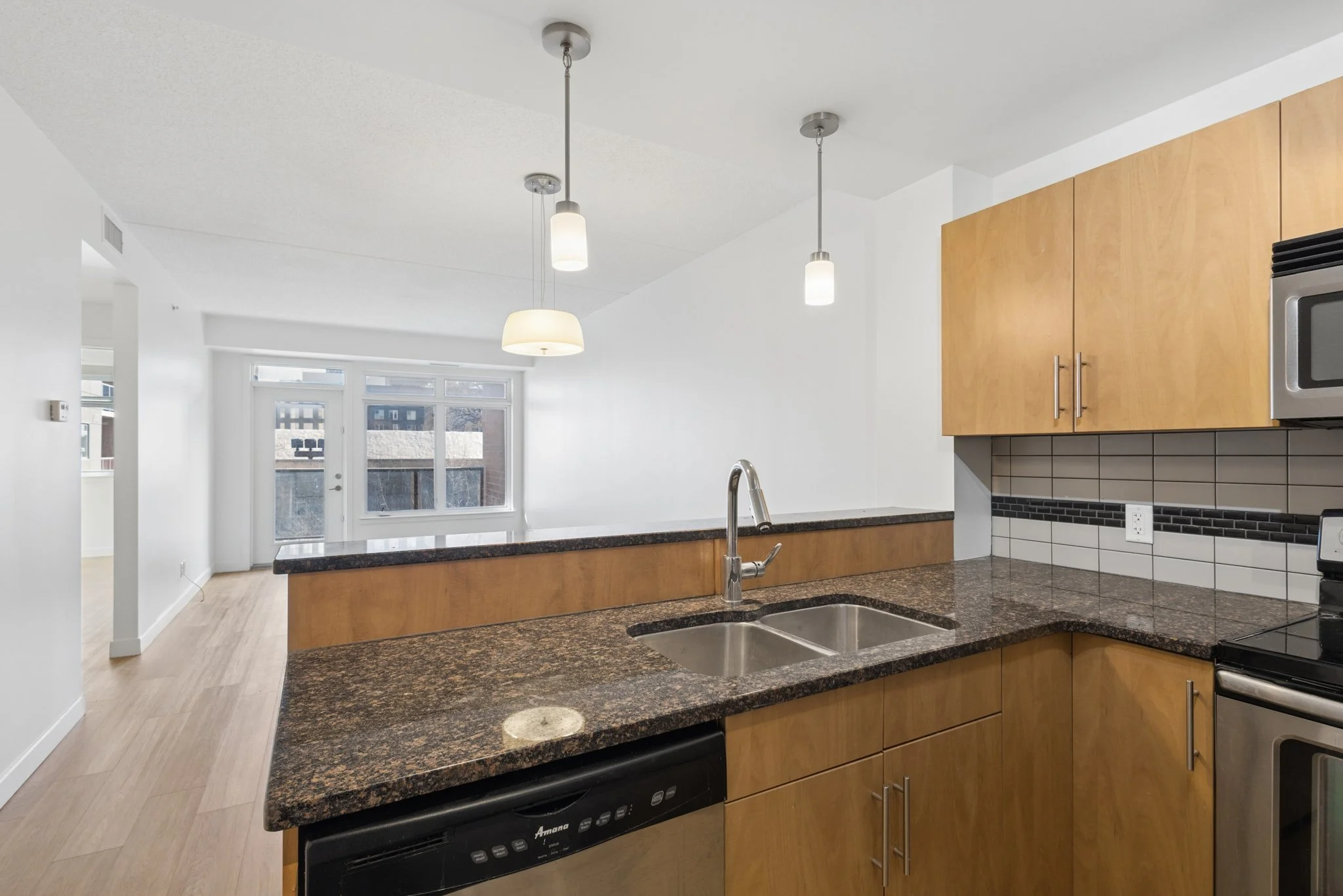 314 - 340 Waterfront Dr-12.jpg