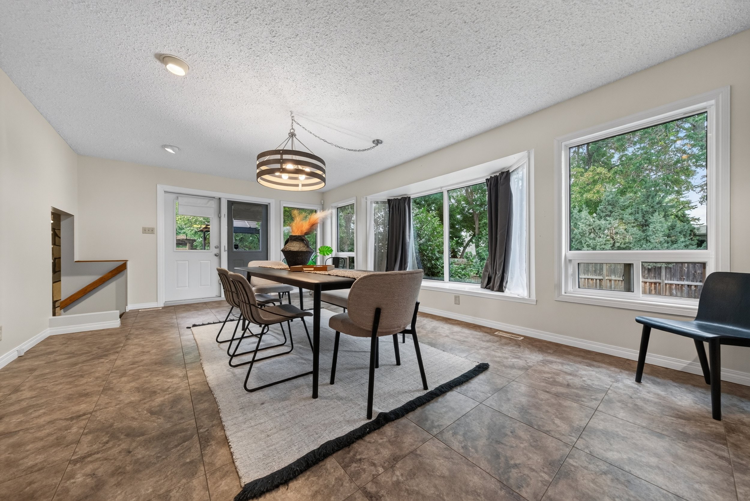 10 Edgemont Drive (43).jpg