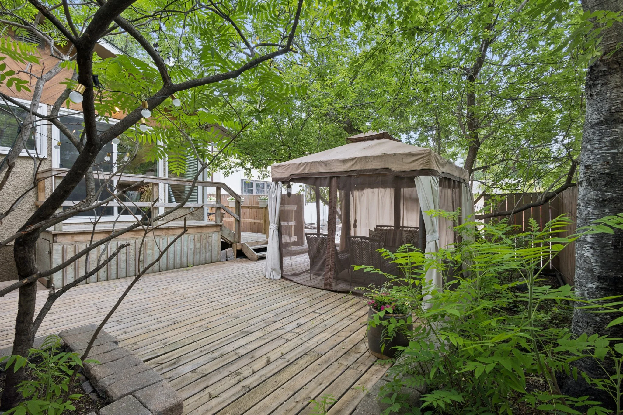 41 Queenston St-28.jpg