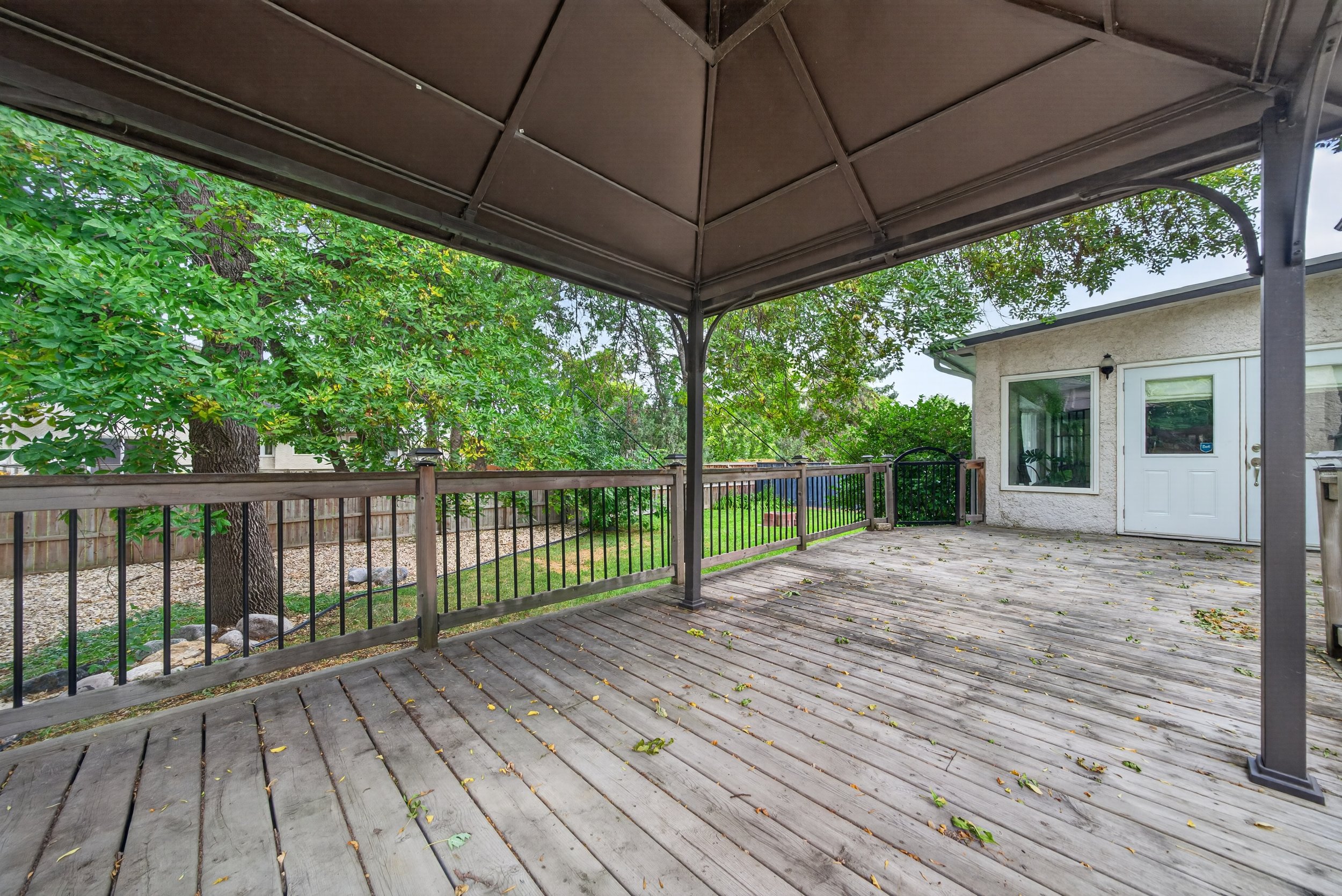10 Edgemont Drive (17).jpg