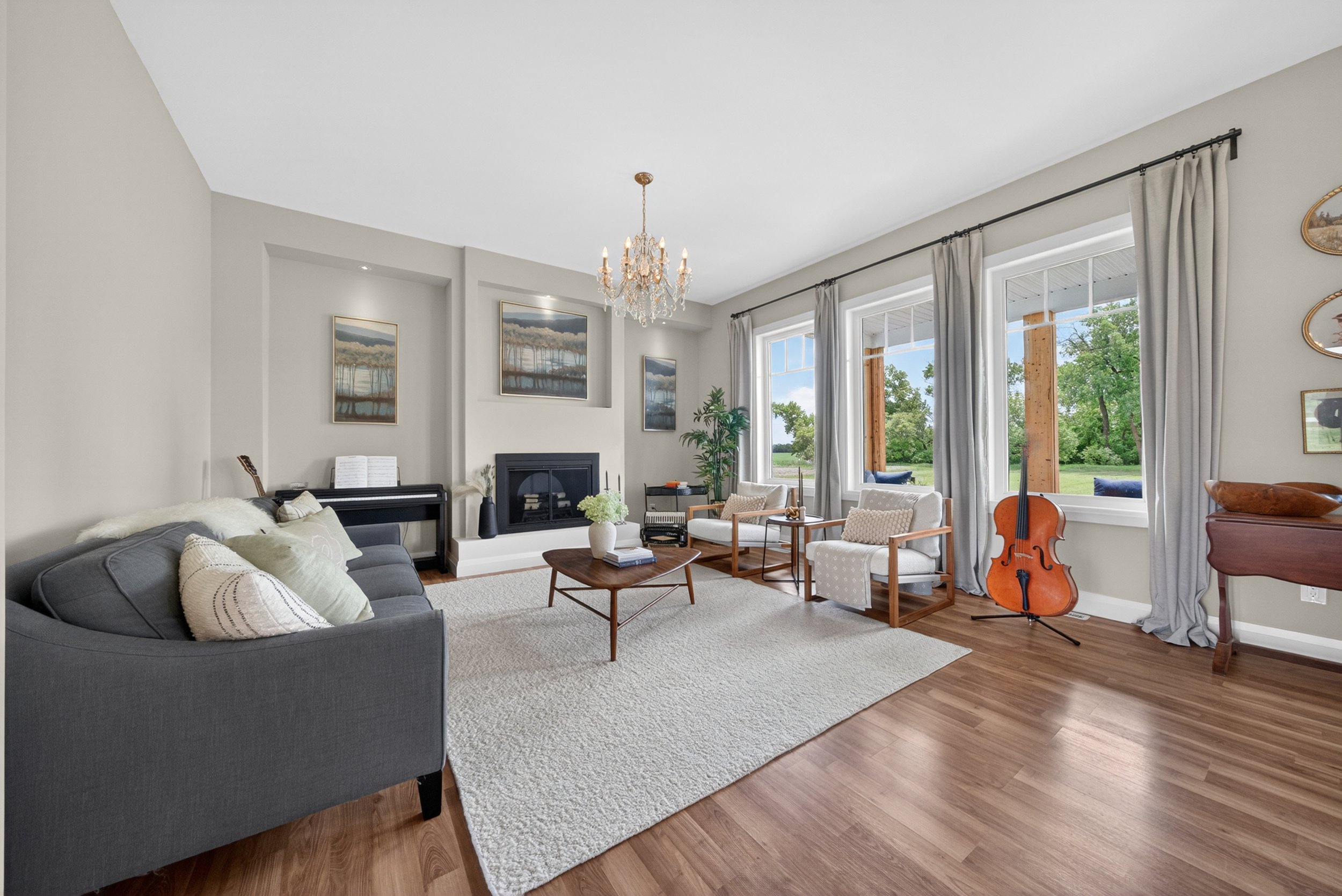 210 Penny Ln (24).jpg