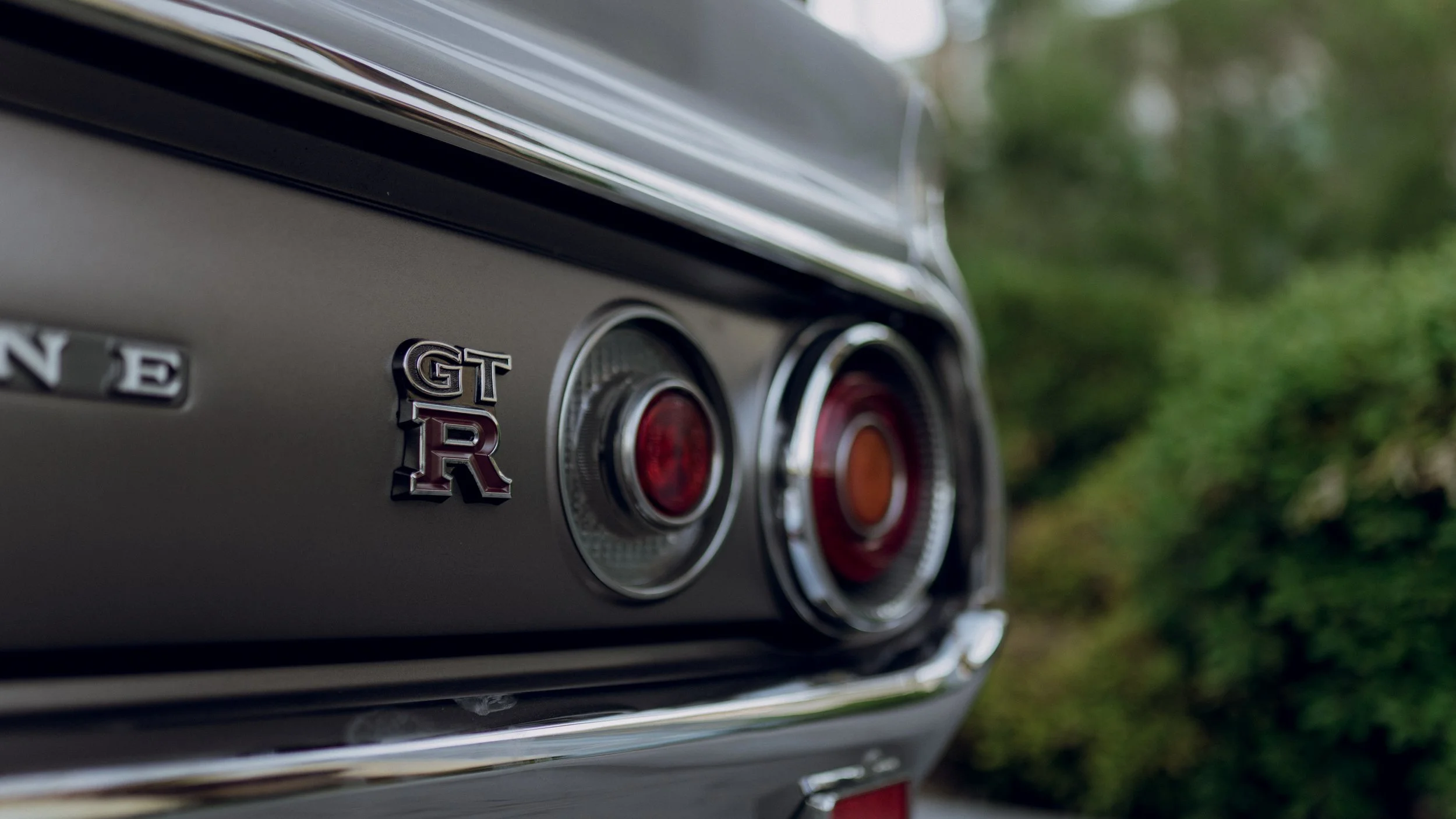 Rent JDM Kenmeri Skyline-16.jpg