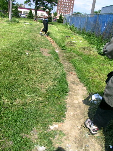 Walking in Detroit june 2004.jpg