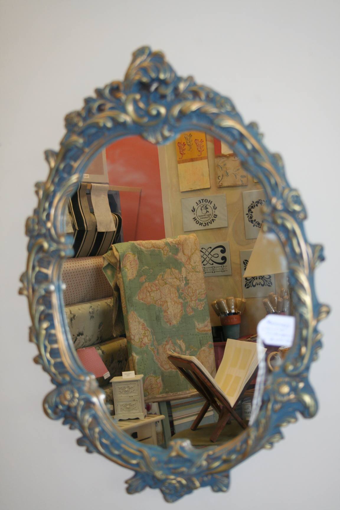 Gilded Mirror with Aubusson 5.jpg