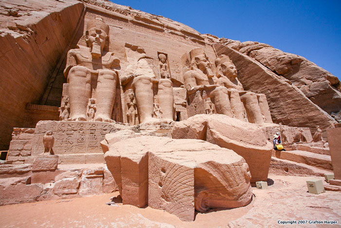 Egypt'2017-Crafton-Harper-(Abu-Simbel)_701x470.jpg