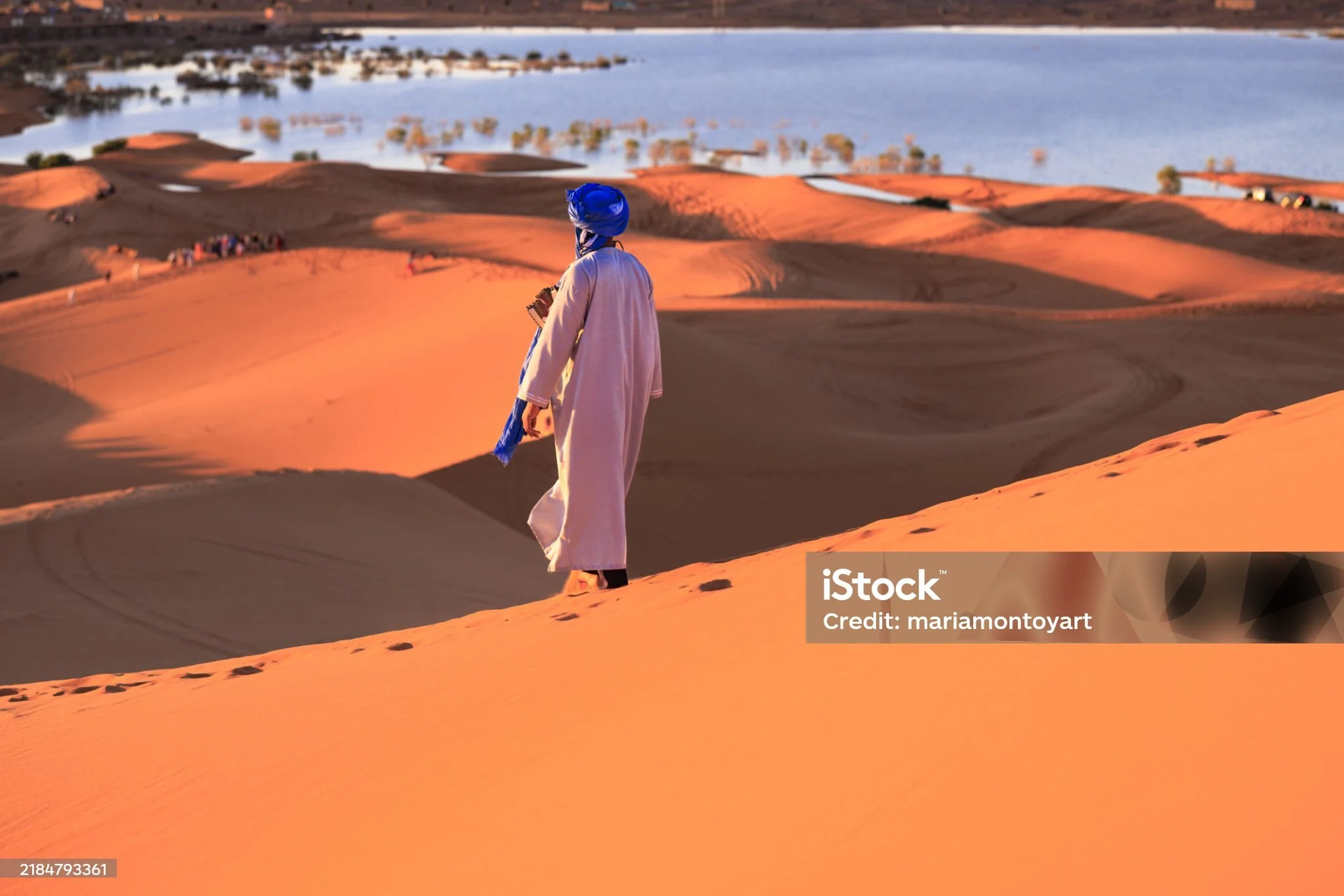 istockphoto-2184793361-2048x2048.jpg