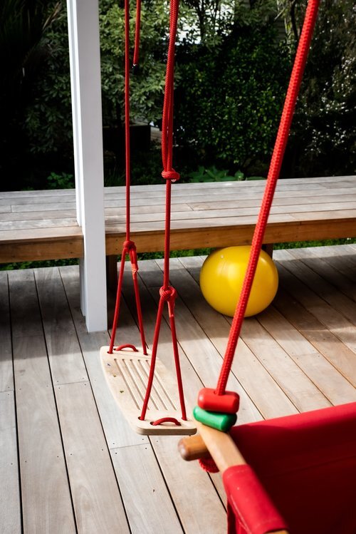 wooden+swing.jpg