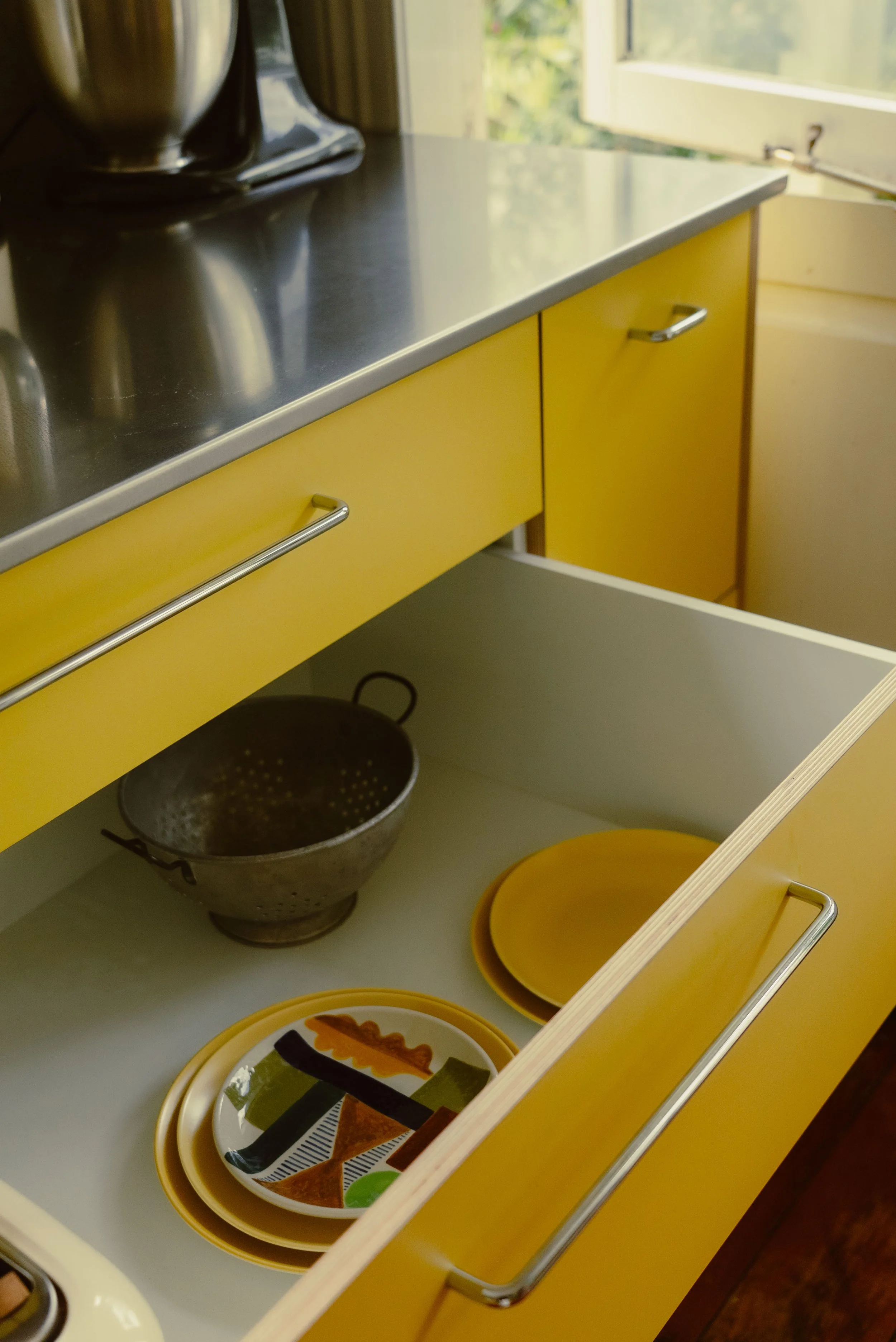 9. Copeland_Yellow plate.jpg