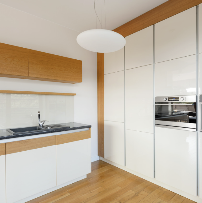 The Minimalist Reboot: Achieving the Streamlined Look with Handleless Design