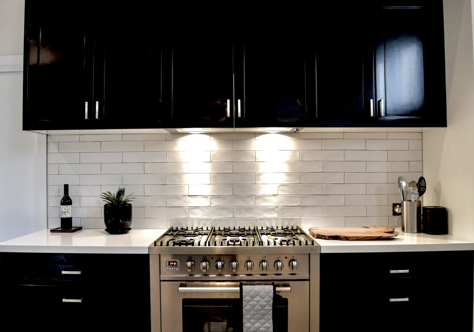 The Enduring Appeal of Custom Shaker Doors in NZ Kitchens